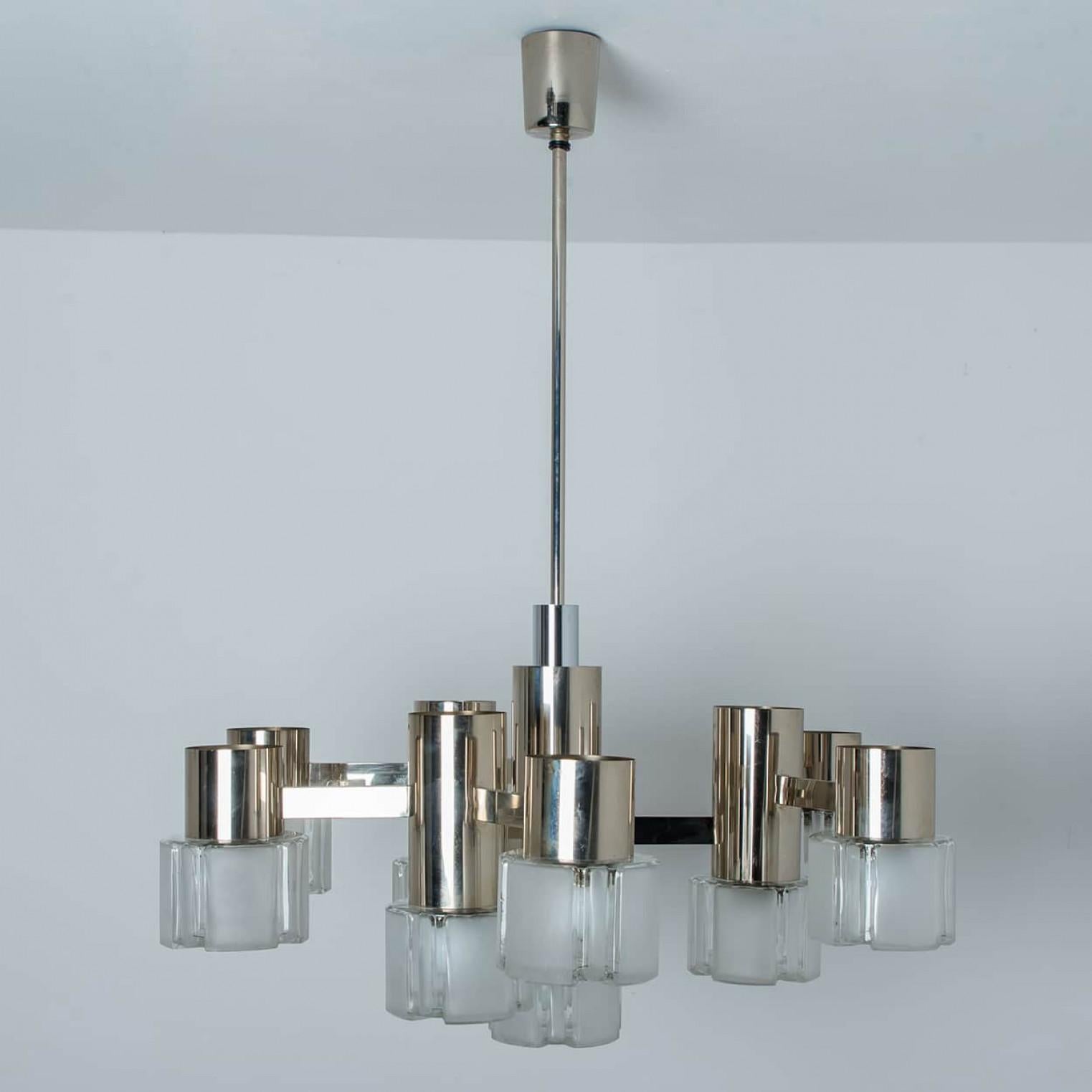 1 dei 3 lampadari in cromo e vetro di Murano di Sciolari, 1970 in vendita 1