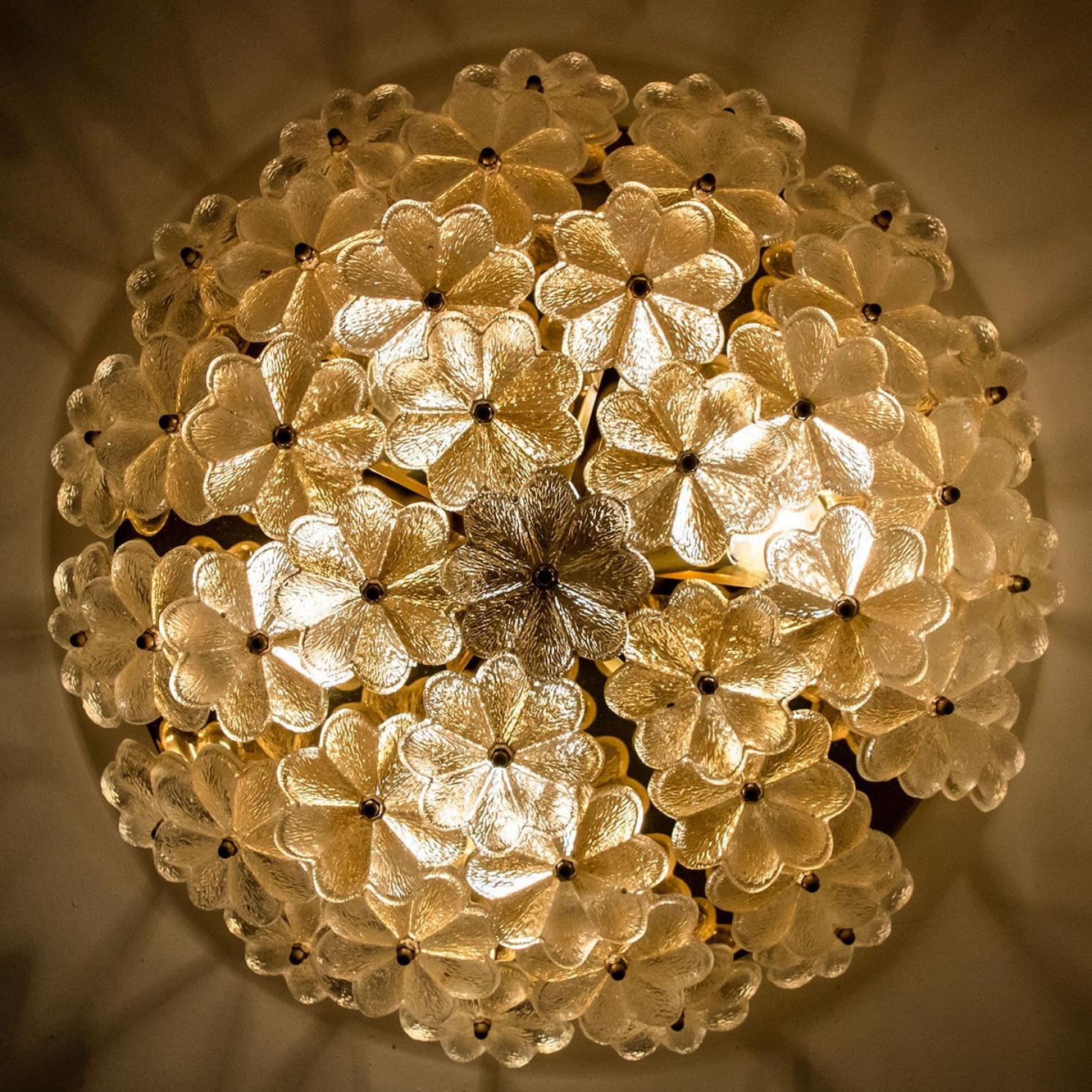 Mid-Century Modern 1 of the 3 Crystal Flower Flush Mount by Ernst Palme, Germany, 1970s en vente