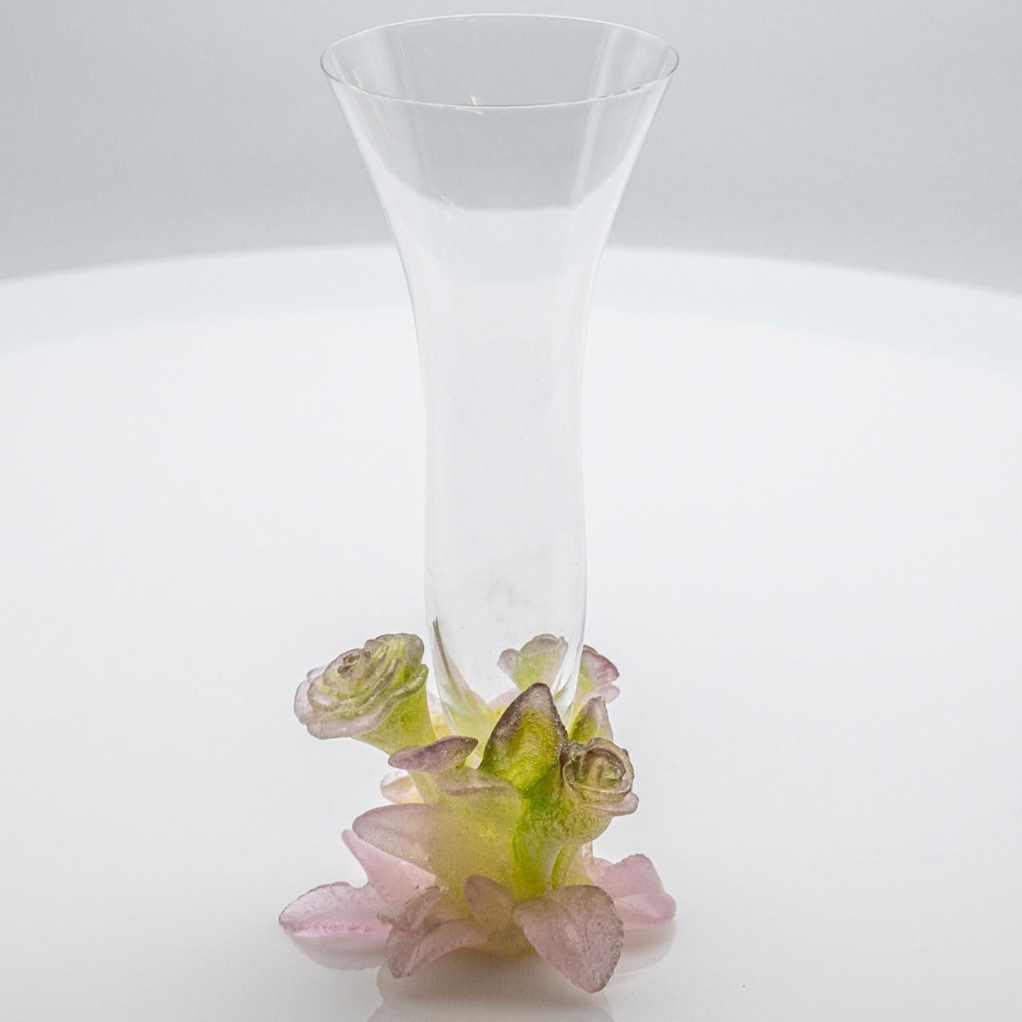 1 de los 3 Jarrones Daum Art Glass Soliflore, Rosas Rosa Verde, Francia finales del siglo XX en venta