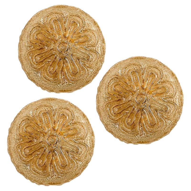 1 delle 3 luci da parete/apparecchiature in vetro ambrato a forma di fiore nello stile di Tynell