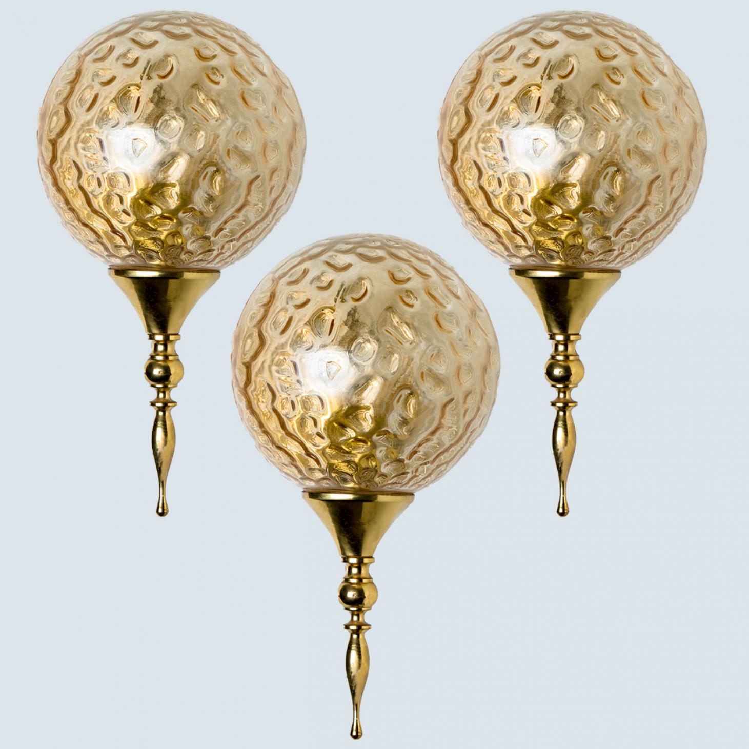 1 of the 3 Gold Brass Sphere Blown Glass Wall Lights, In Style of Brotto, Italy For Sale 6