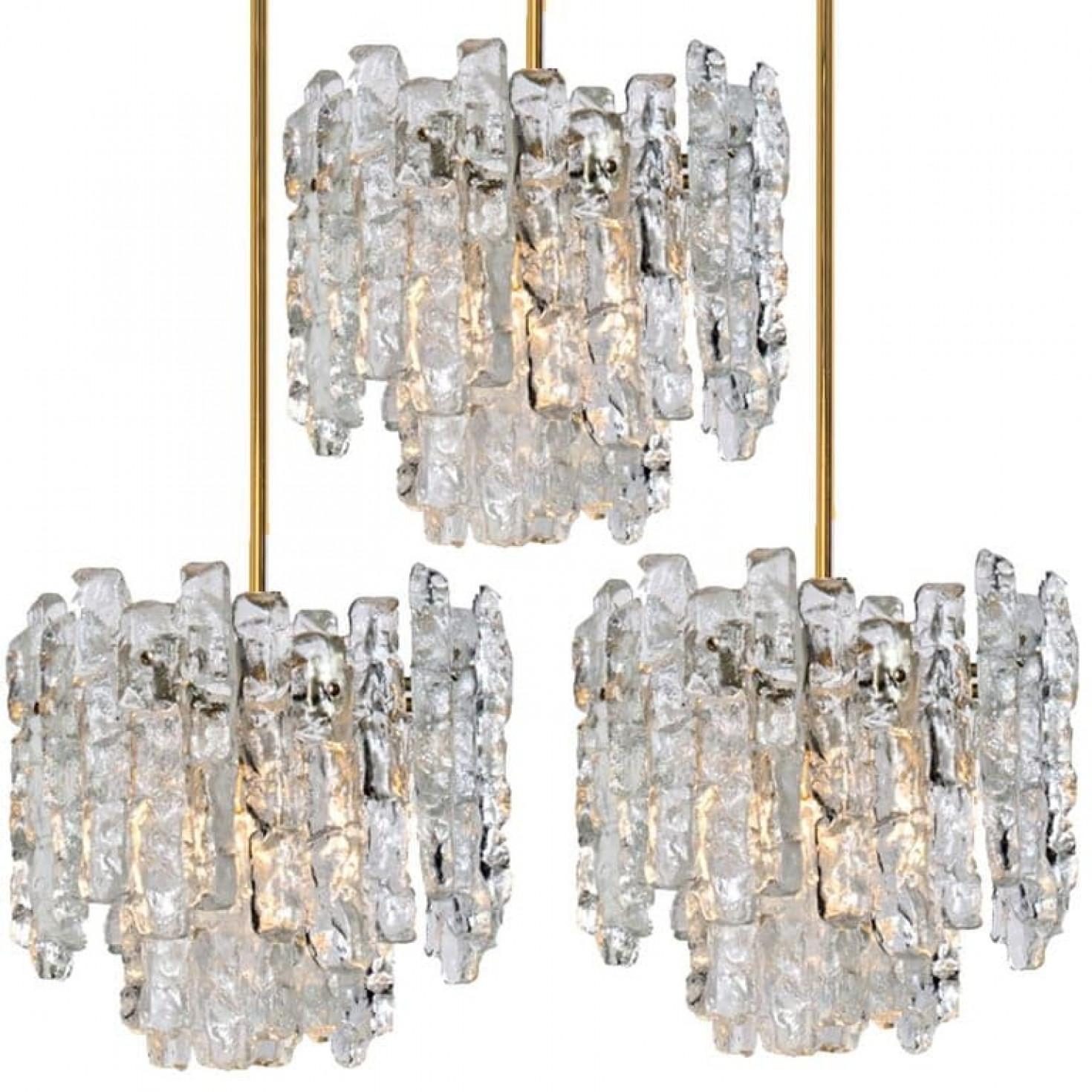 1 de los 3 colgantes modernos de cristal helado Kalmar, 1970 Metal en venta