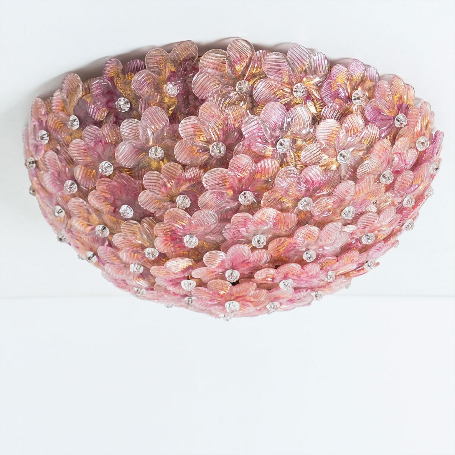 1 of the 3 Large Flower Flush Mount in the style of Barovier & Toso, Murano en vente 1