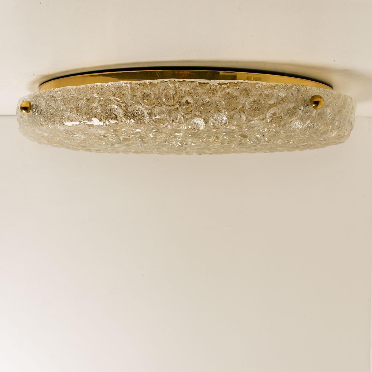 Laiton 1 des 3 affleurants ou appliques en verre Murano soufflé à bulles moyennes, Alison