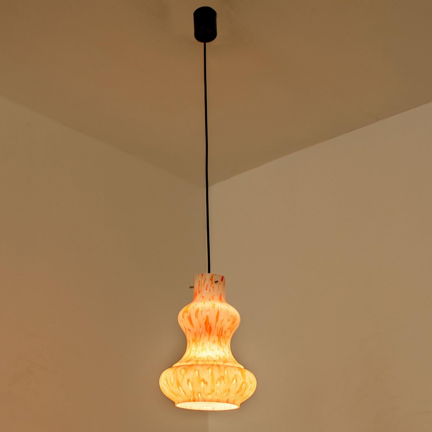 1 delle 3 luci a sospensione in vetro di Murano di Massimo Vignelli per Venini, 1960 in vendita 2