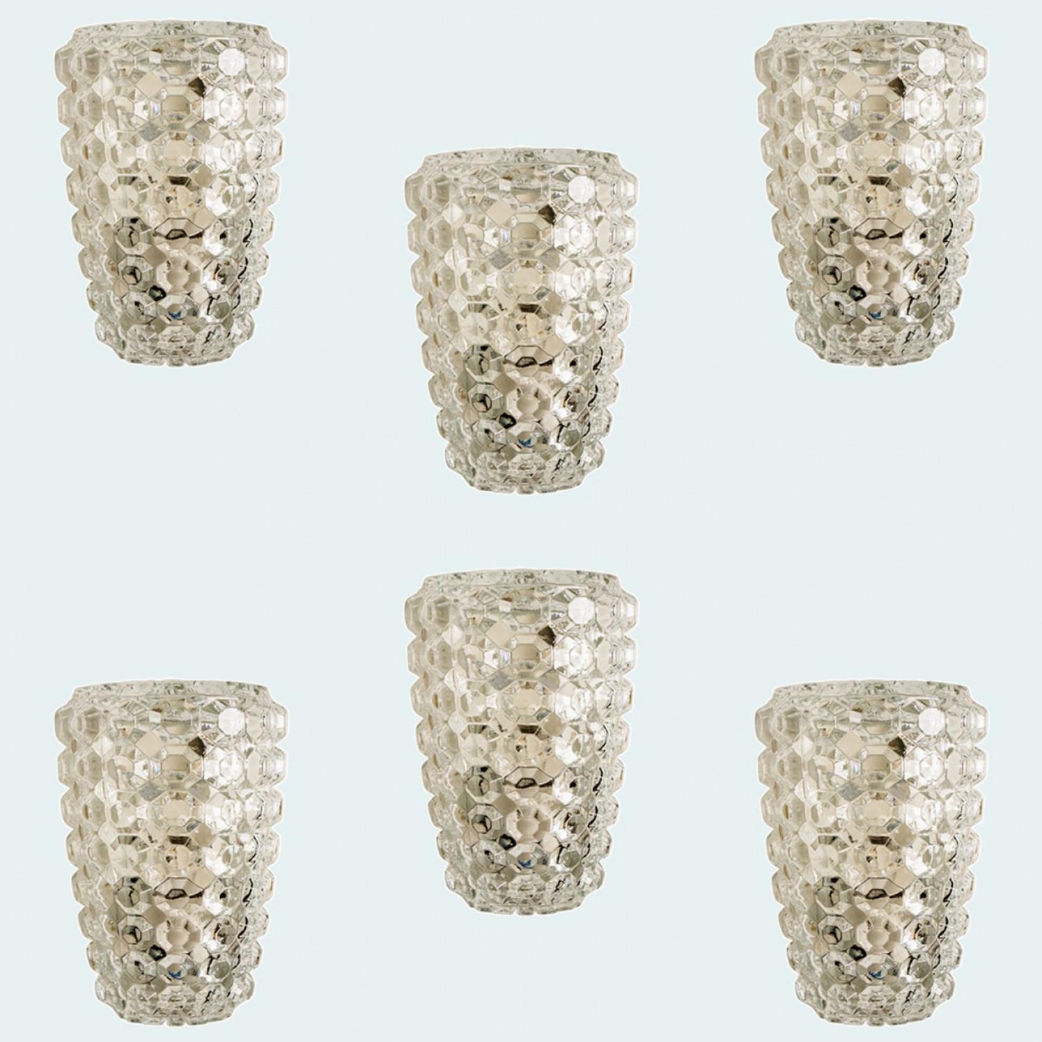 1 der 3 Paar Glaswandleuchten Sconces von Tynell für Glashütte, 1960 im Angebot 7