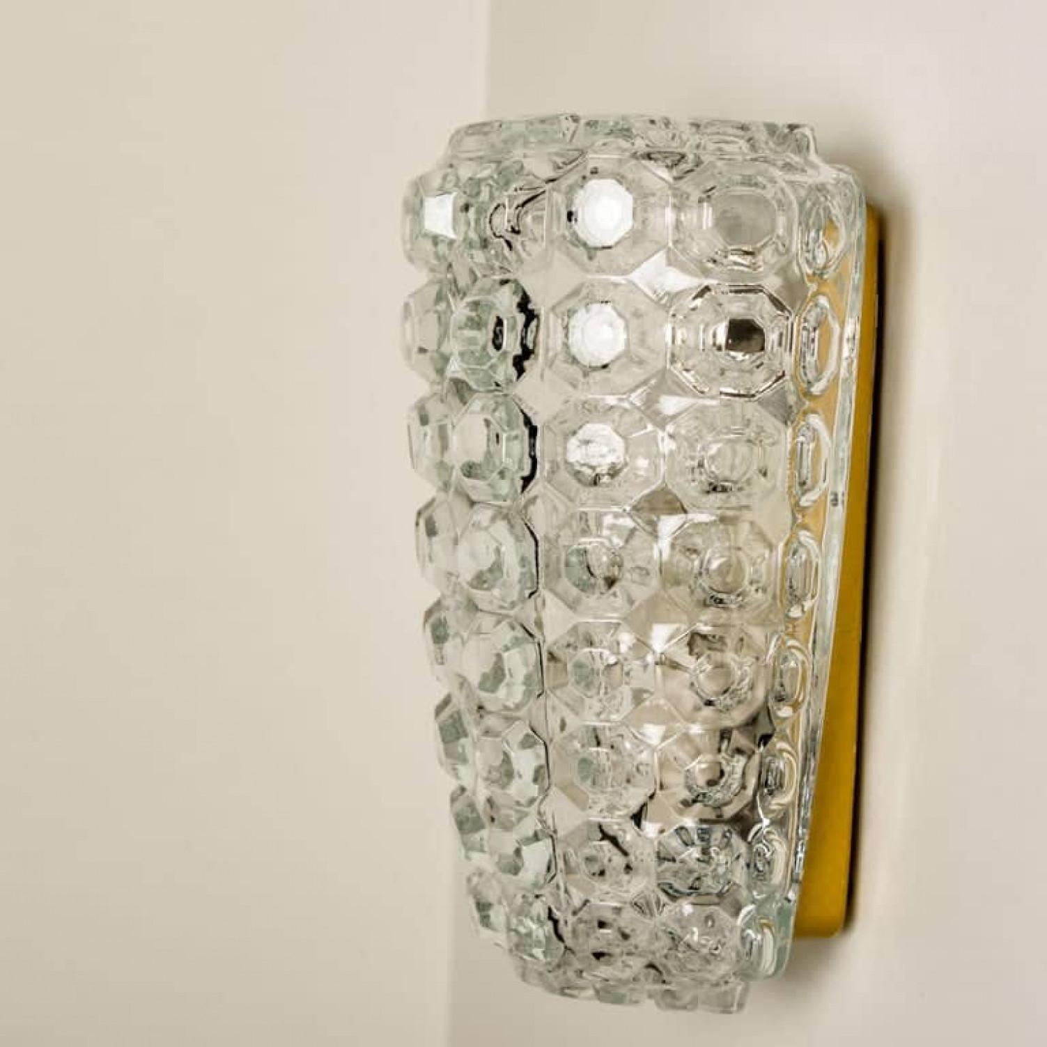 1 der 3 Paar Glaswandleuchten Sconces von Tynell für Glashütte, 1960 (Sonstiges) im Angebot