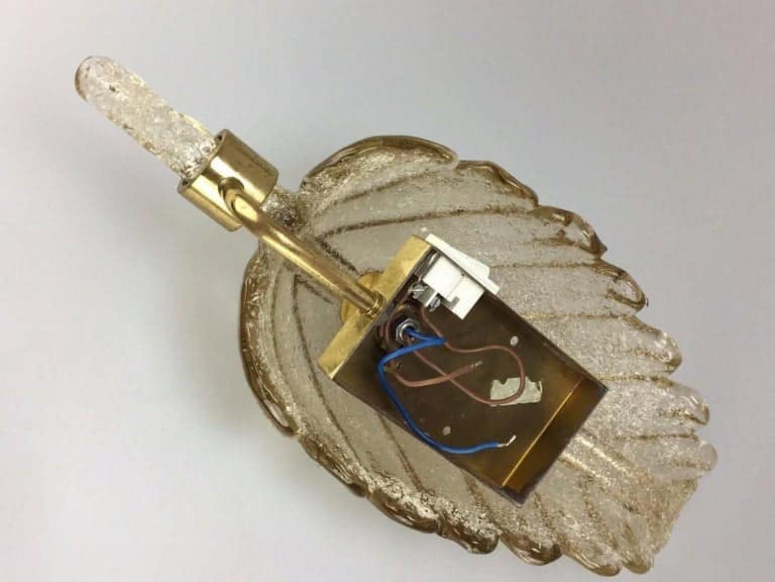 1 delle 3 coppie di grandi lampade da parete Barovier&Toso in vetro dorato di Murano, 1960 in vendita 1