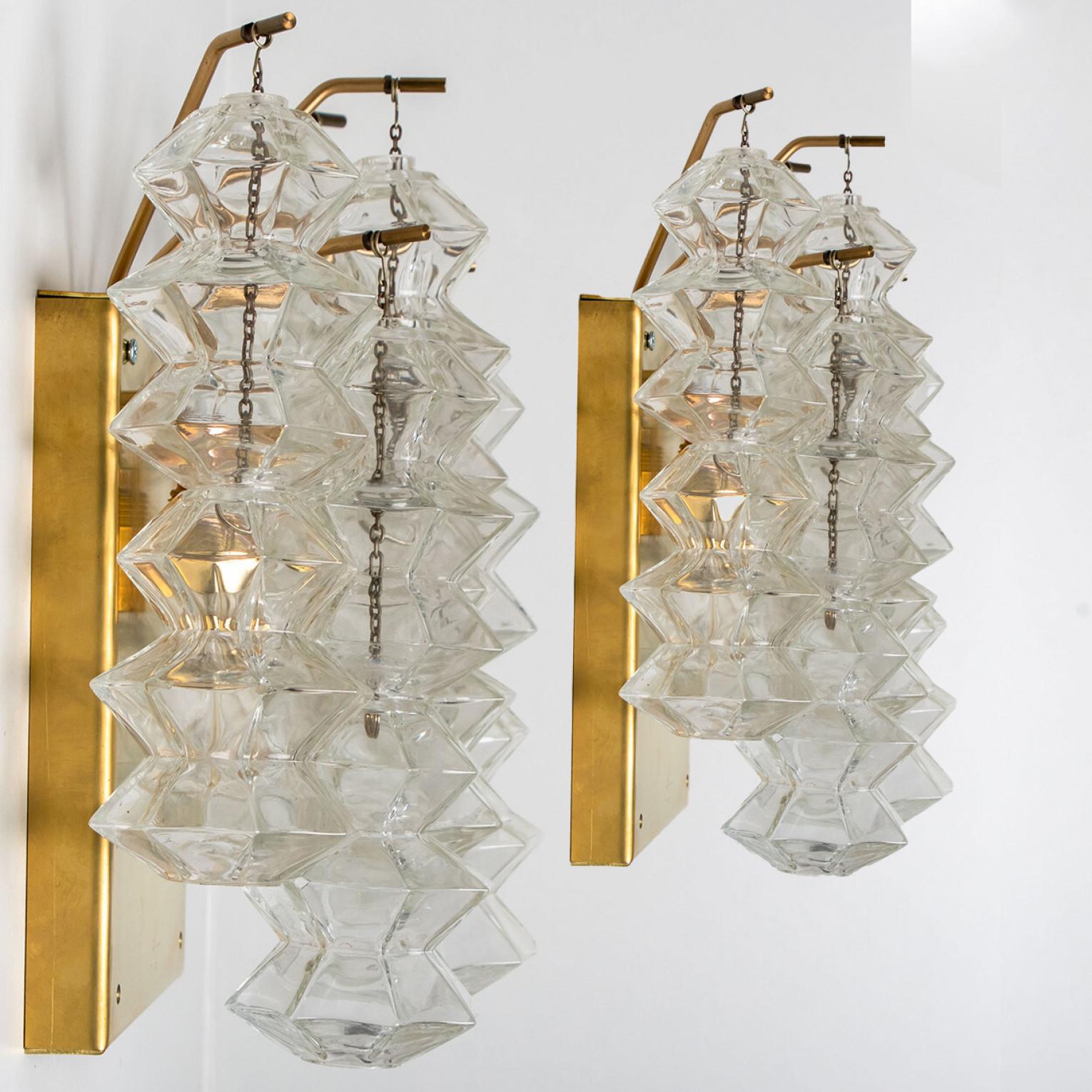 1 of the 3 Pairs of Pagoda Brass and Glass Sconces Wall Lights by Kalmar, Vienna For Sale 6