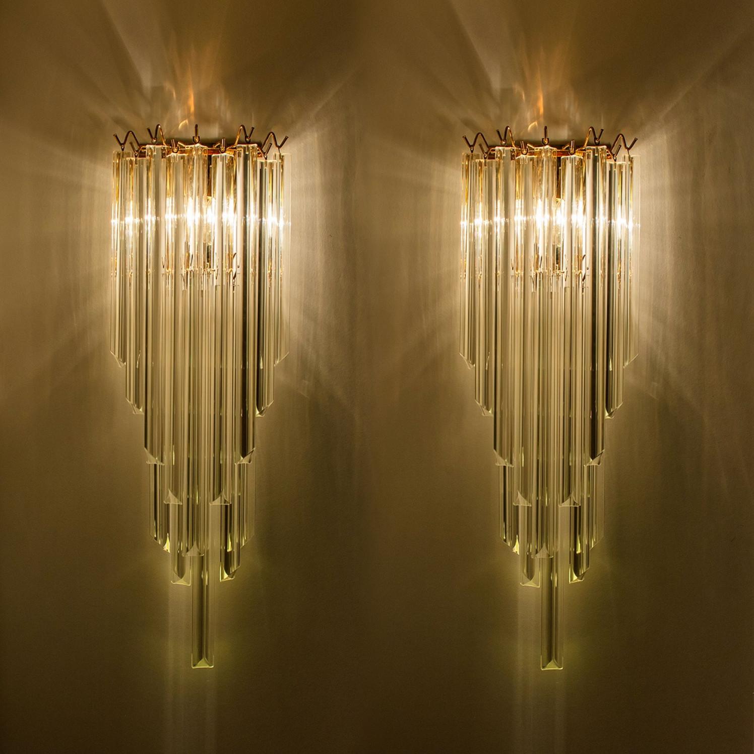 1 of the 3 Pairs of XXL Monumental Murano wall sconces, 2022 Excellent état - En vente à Rijssen, NL