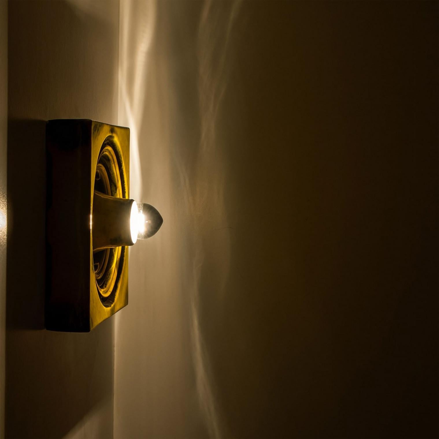 1 of the 3 Square Ceramic Wall Lights Fat Lava Style, 1970 im Angebot 4
