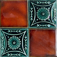 1 des 30 carreaux en relief émaillés Art Déco de Gilliot, Hemiksem, vers 1920