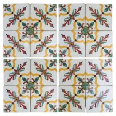 1 des 350 carreaux de céramique anciens faits à la main par Devres, France, années 1920