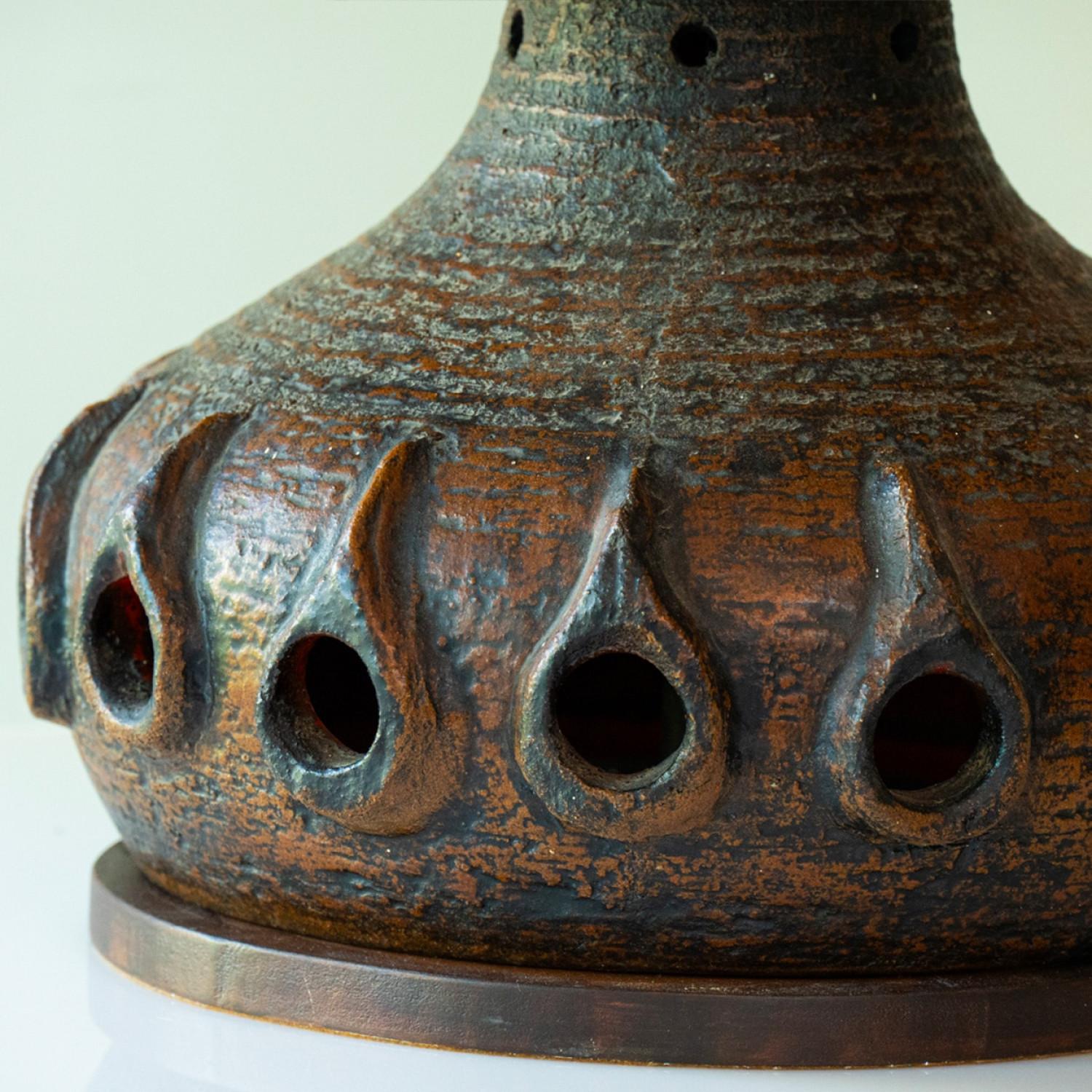 1 der 4 blauen und braunen Keramik-Tischlampen, individuelle Lampenschirme von R. Houben (Dänisch) im Angebot