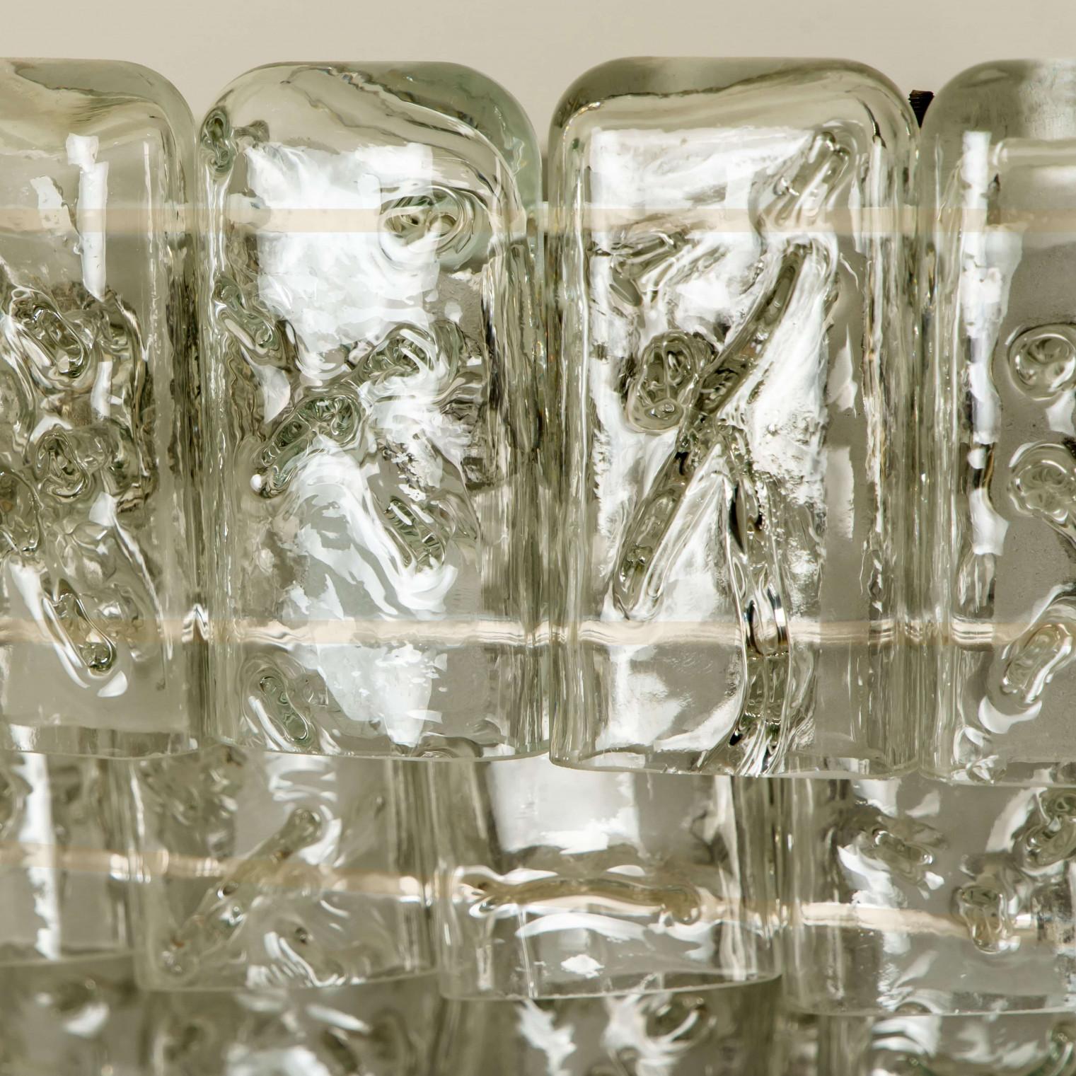 1 der 4 riesigen XXL Großen Ballroom-Leuchten, 1970er Jahre (Metall) im Angebot