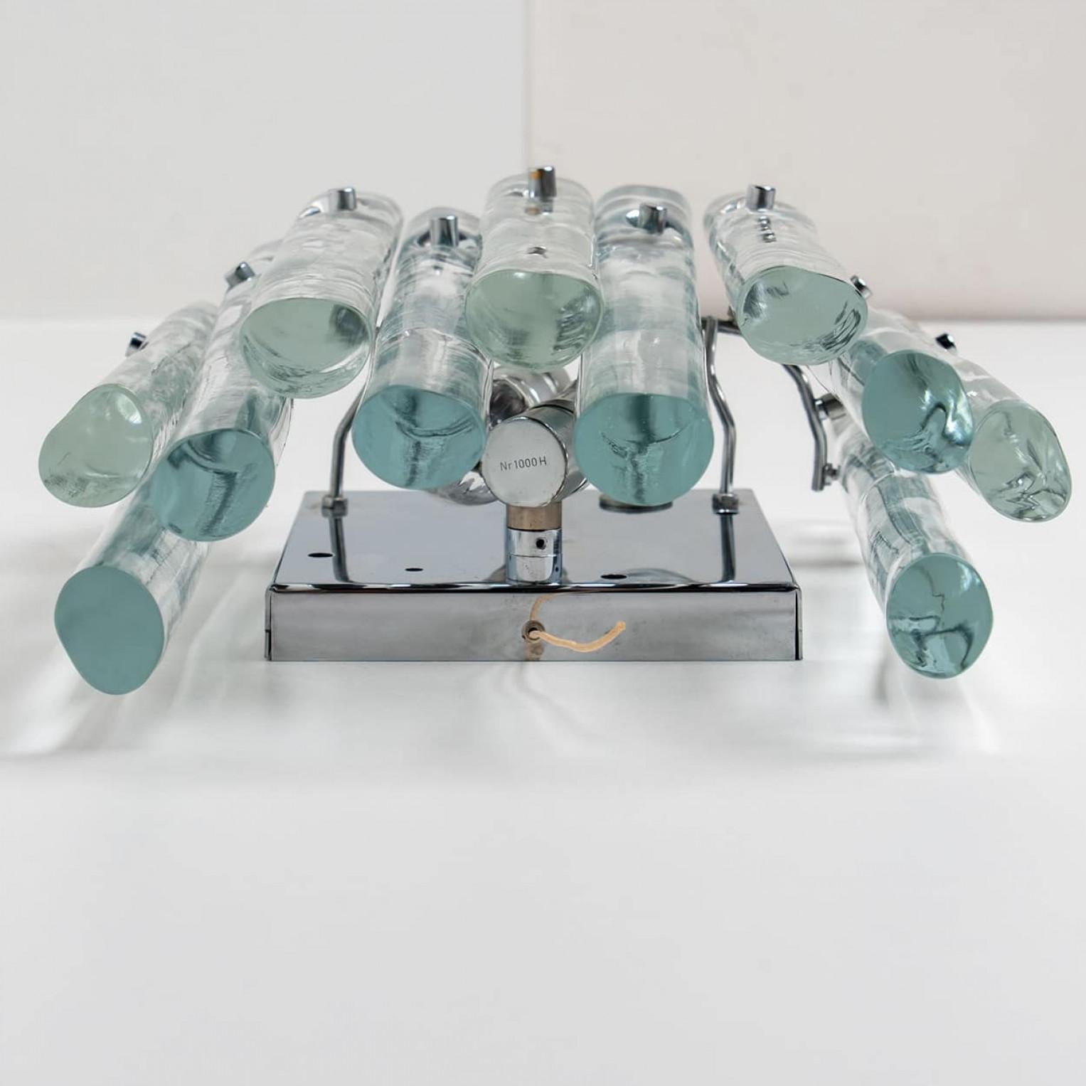 1 der 4 Wandleuchter aus Eisglas und Chrom von Kinkeldey, 1970er Jahre im Angebot 3