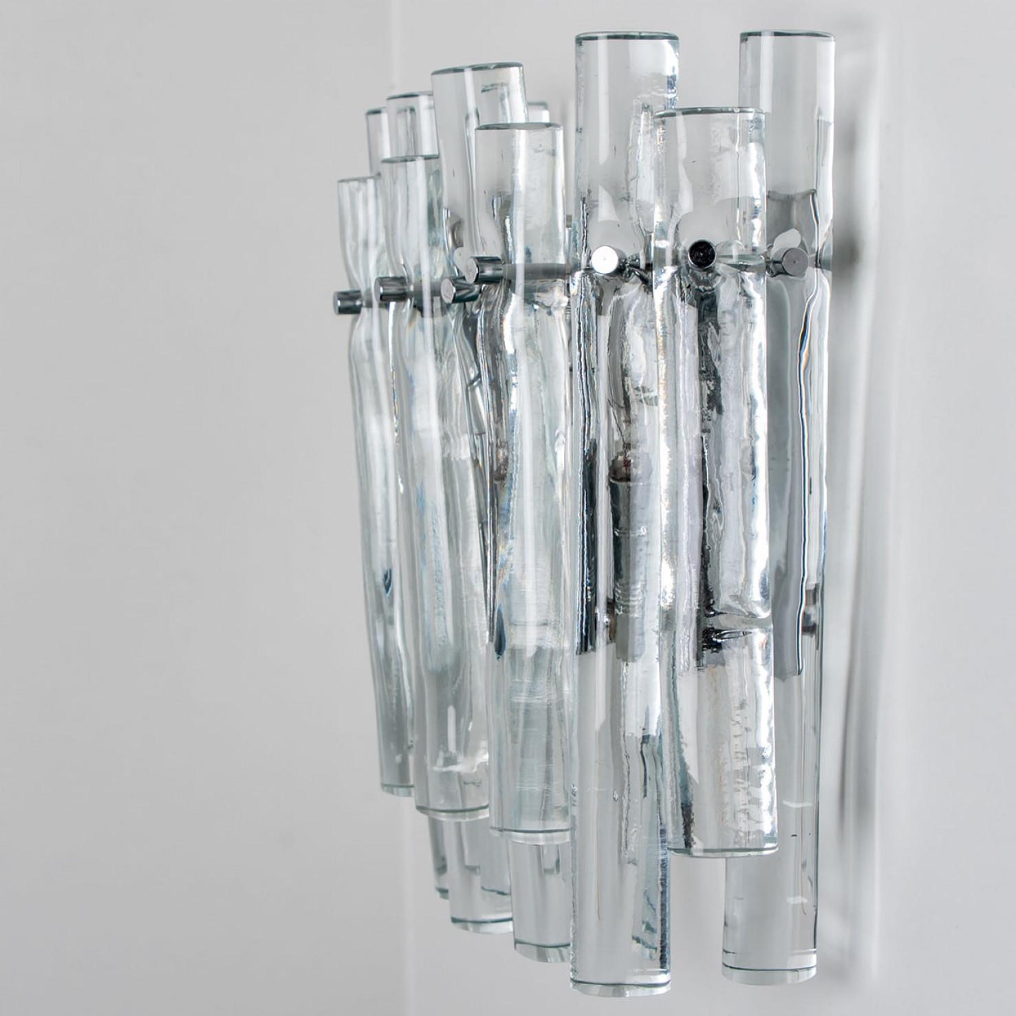 1 der 4 Wandleuchter aus Eisglas und Chrom von Kinkeldey, 1970er Jahre (Deutsch) im Angebot