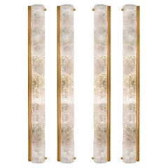 1 des 4 appliques en verre glacé et laiton de Hillebrand, Allemagne, 1960