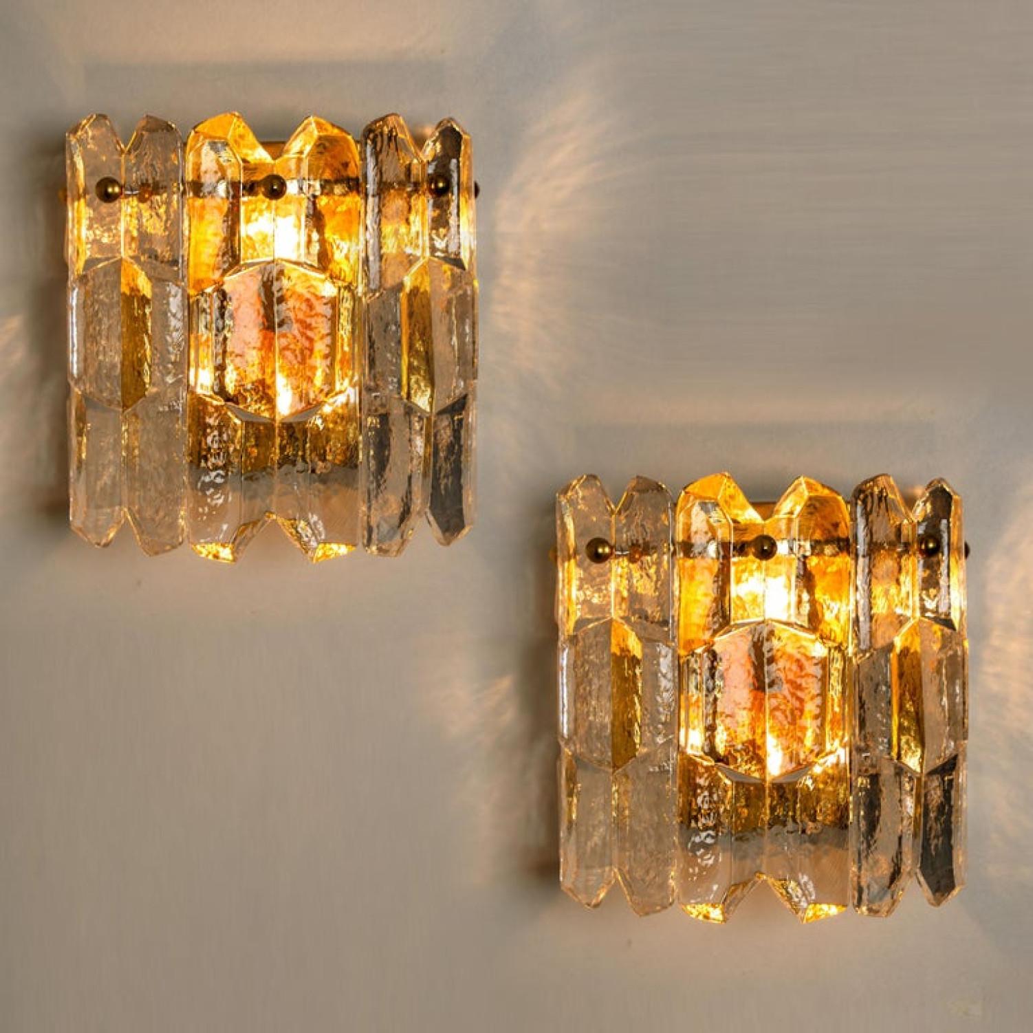 Mid-Century Modern 1 of the 4 J.T. Kalmar 'Palazzo' Wall Light Fixtures Gilt Brass and Glass For Sale