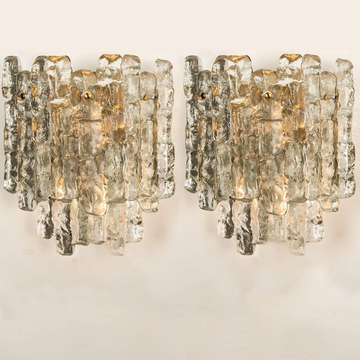 1 of the 4 Kalmar Ice Glass Wall Sconces 2 Tiers by J.T. Kalmar, Austria, 1970s In Excellent Condition In Rijssen, NL