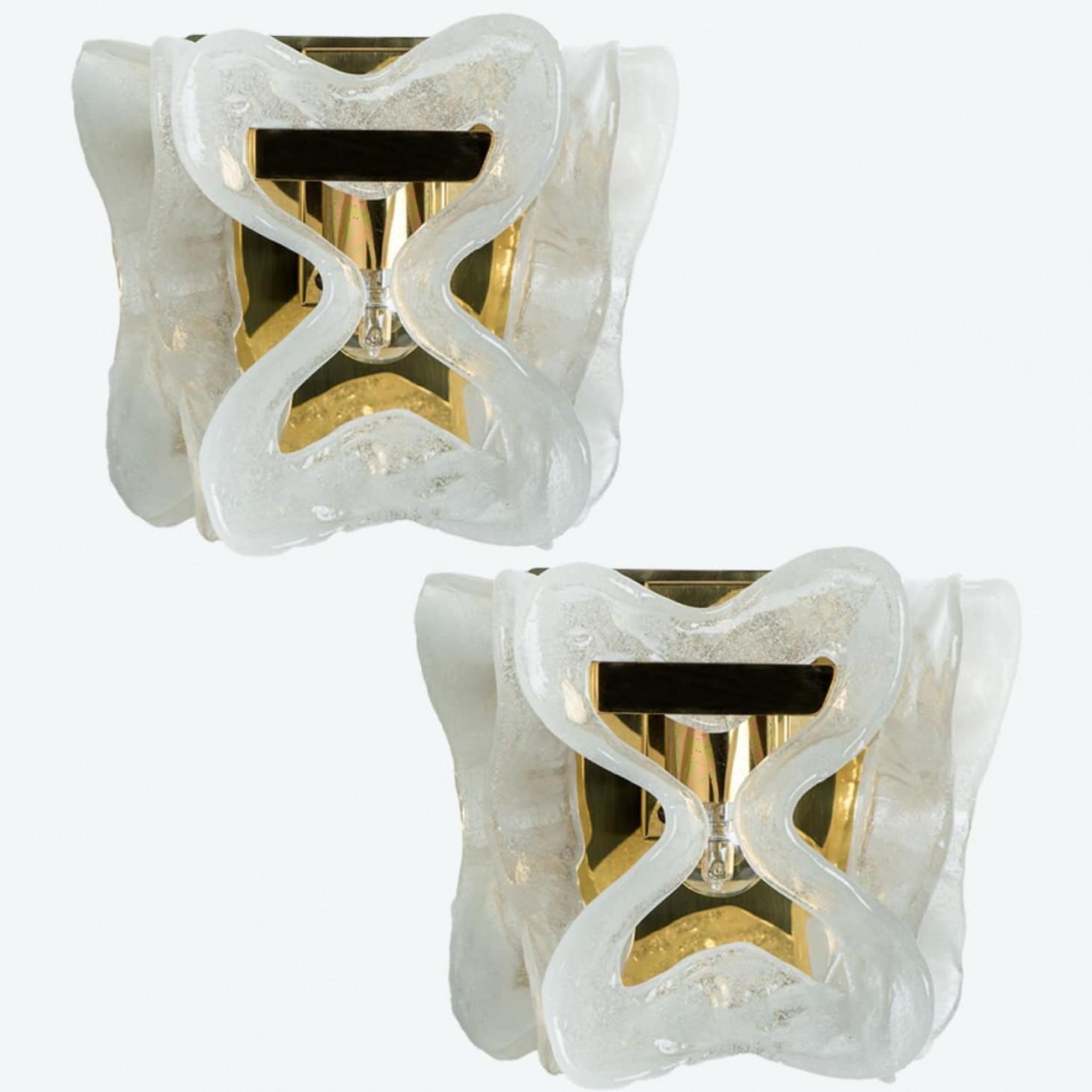 1 der 4 Kalmar Wall Sconces oder Lights Modell 