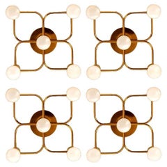 1 der 4 skulpturalen Leola-Decken- oder Wandleuchten aus Messing mit 5 Lichtern aus Messing, 1970er Jahre