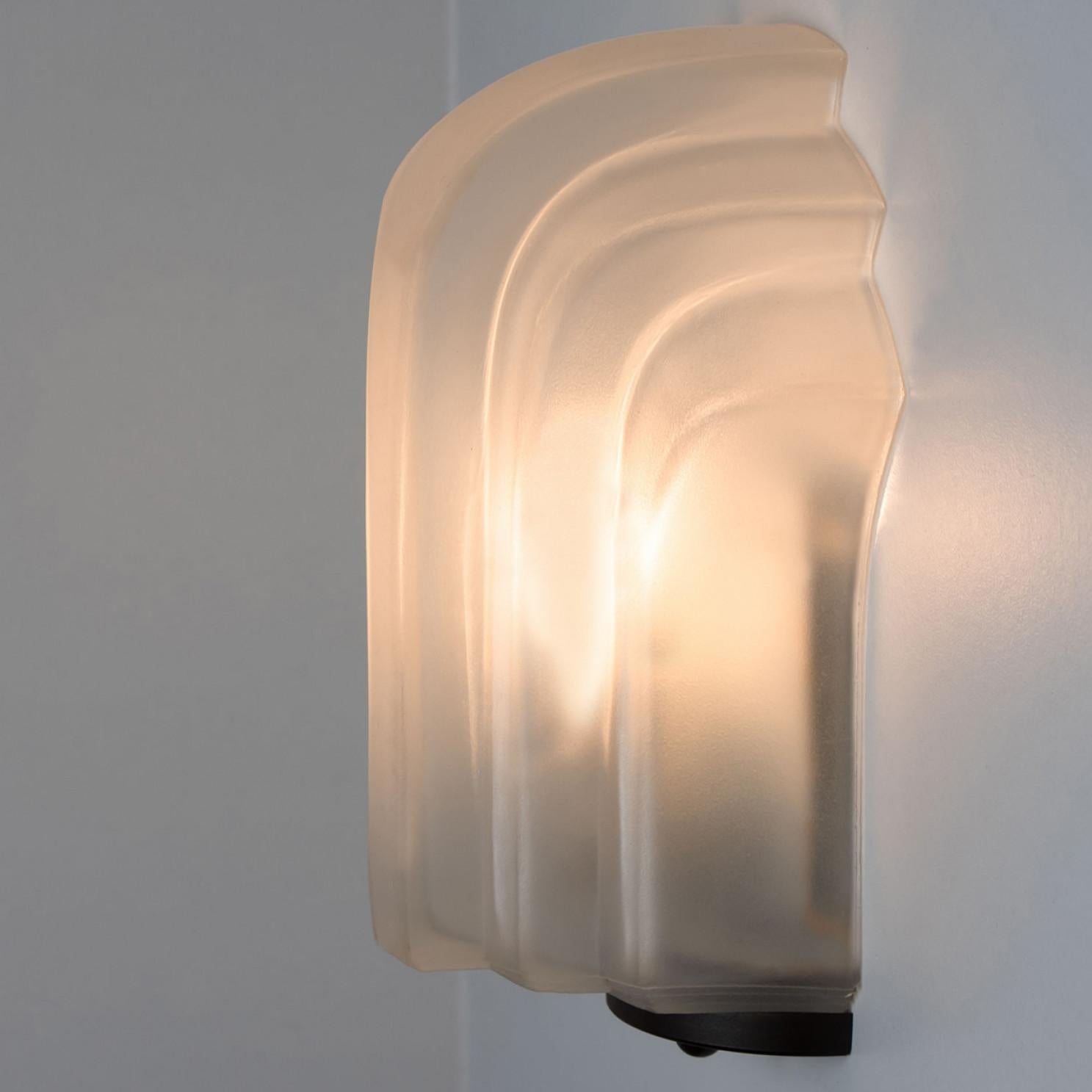 1 of the 4 Pairs Art Deco Style Milk Glass Shell Wall Lights, Germany, 1970 For Sale 1