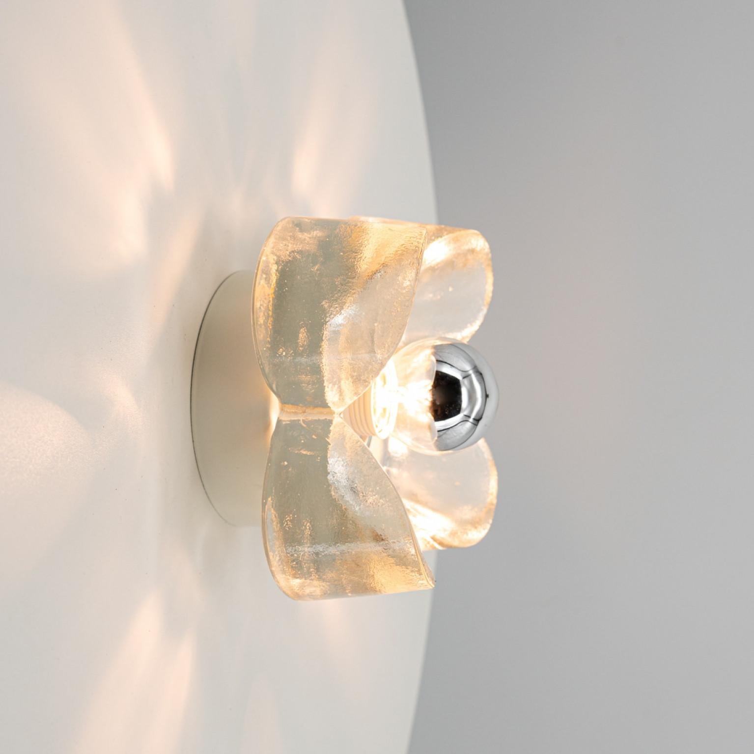 1 der 4 Paare von  Bubble Glass Wall Lights Flush Mounts Deutschland, 1970 im Angebot 1