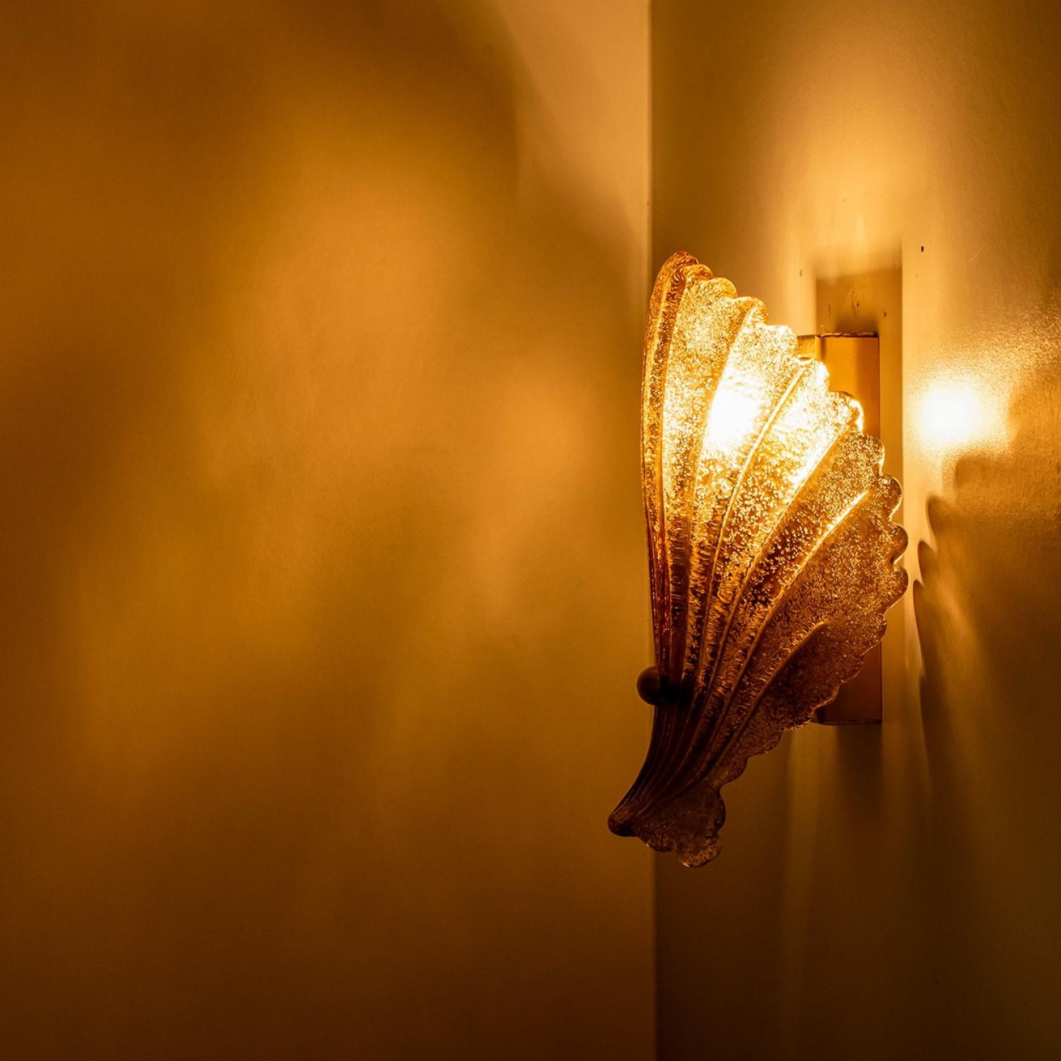 1 of the 4 Shell Wall Lights Murano Glass, Italy, 1969 For Sale 4