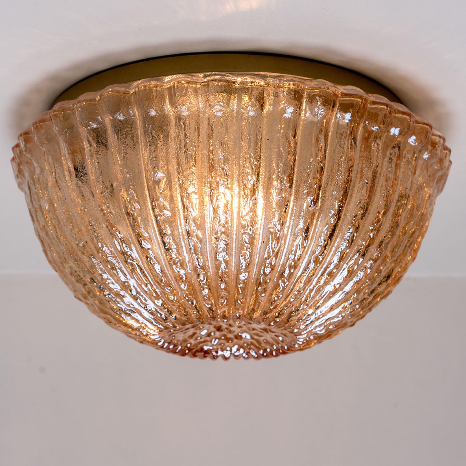 Laiton 1 des 4 plafonniers ou encastrés en verre fumé de Peill Putzler, 1970 en vente