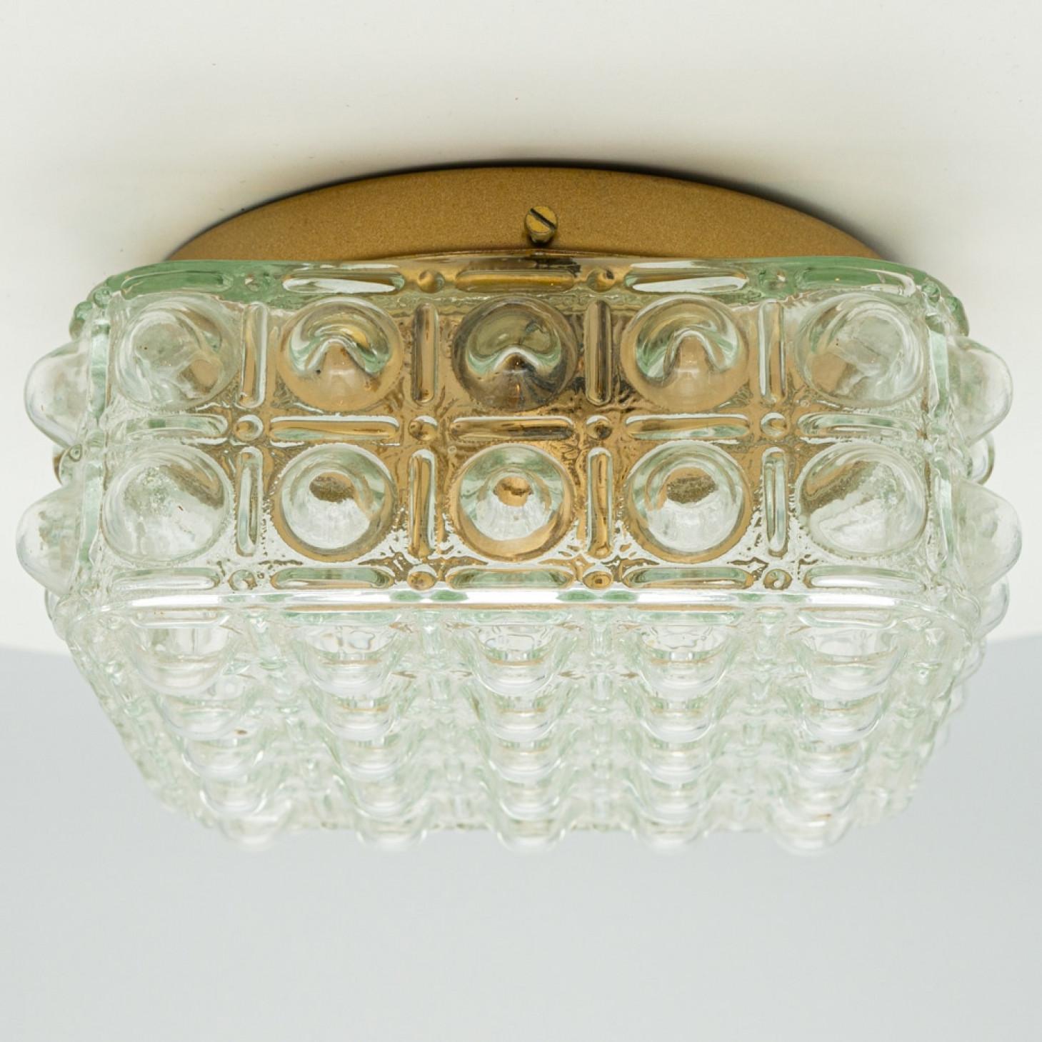 1 der 4 quadratischen Bubble Glass Flush Mount Wandleuchten von Helena Tynell, 1960 im Angebot 5