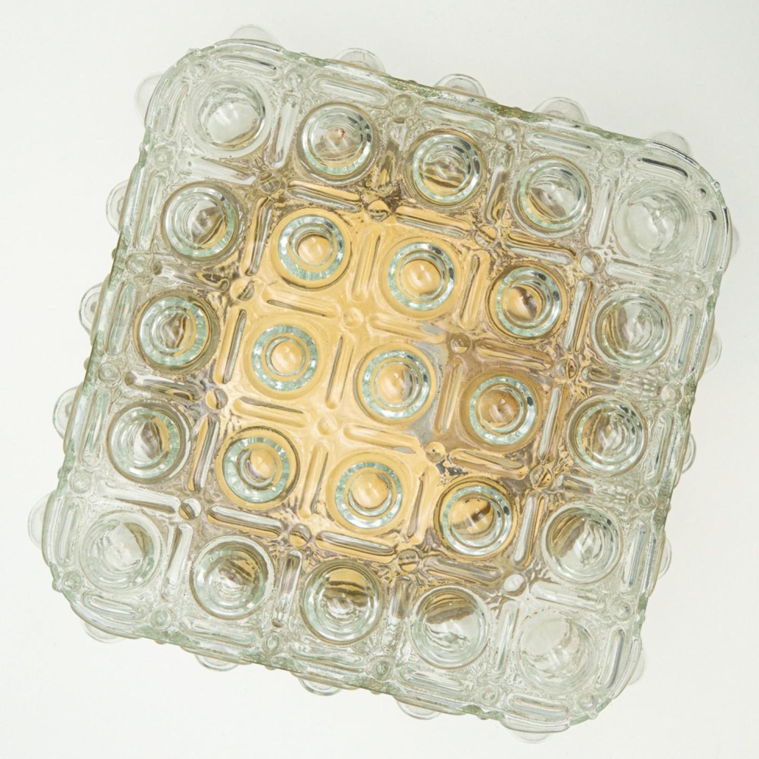 1 der 4 quadratischen Bubble Glass Flush Mount Wandleuchten von Helena Tynell, 1960 im Angebot 7