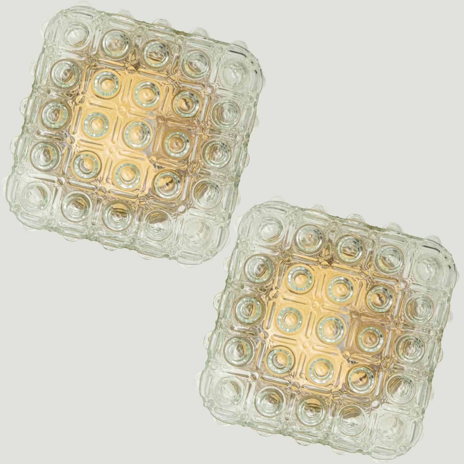 1 der 4 quadratischen Bubble Glass Flush Mount Wandleuchten von Helena Tynell, 1960 (Deutsch) im Angebot