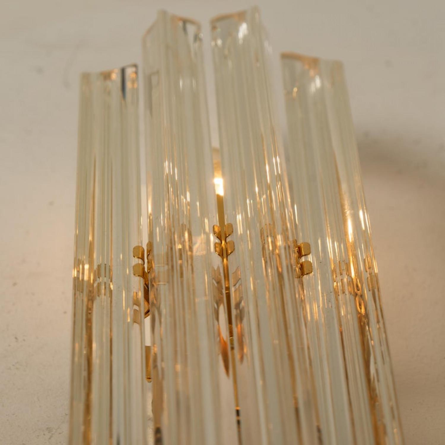 1 of the 4 Venini Style Murano Glass and Gilt Brass Sconces, Italy For Sale 2