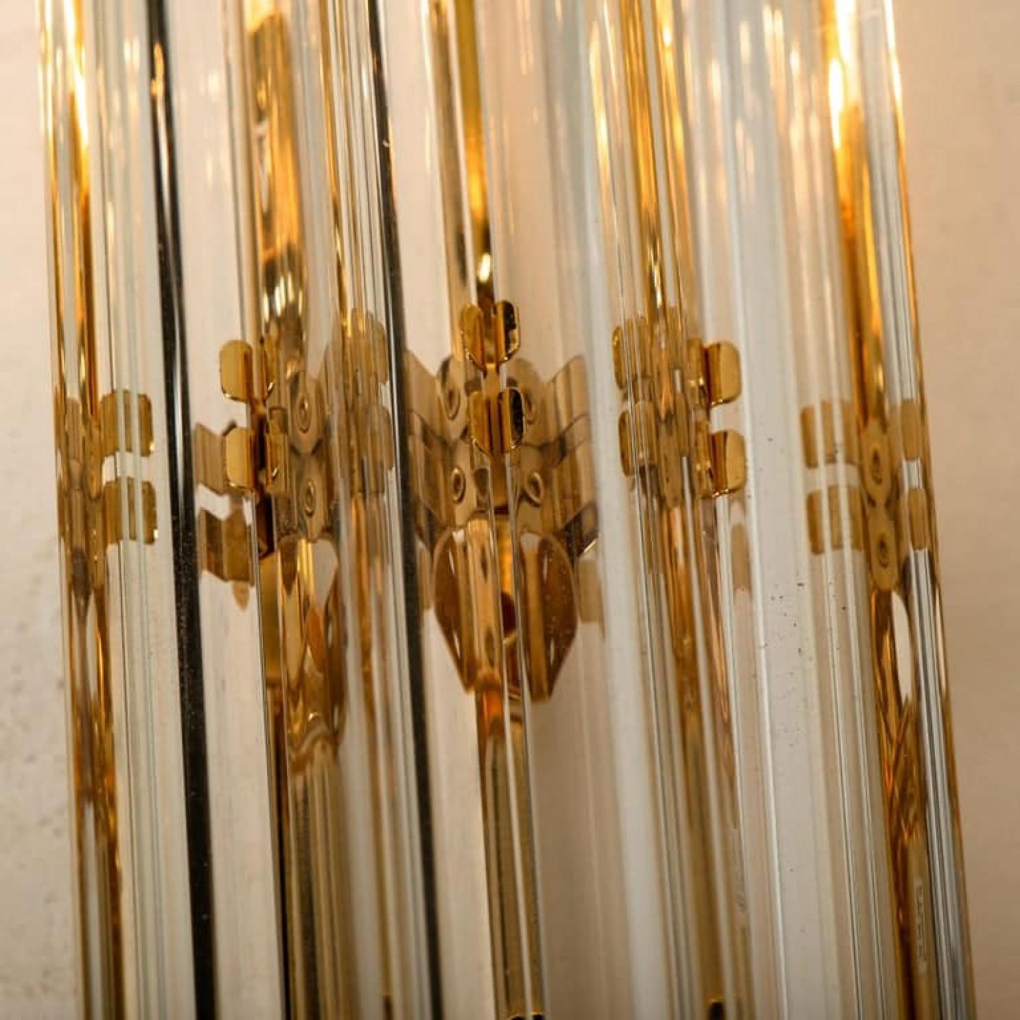 1 of the 4 Venini Style Murano Glass and Gilt Brass Sconces, Italy For Sale 3
