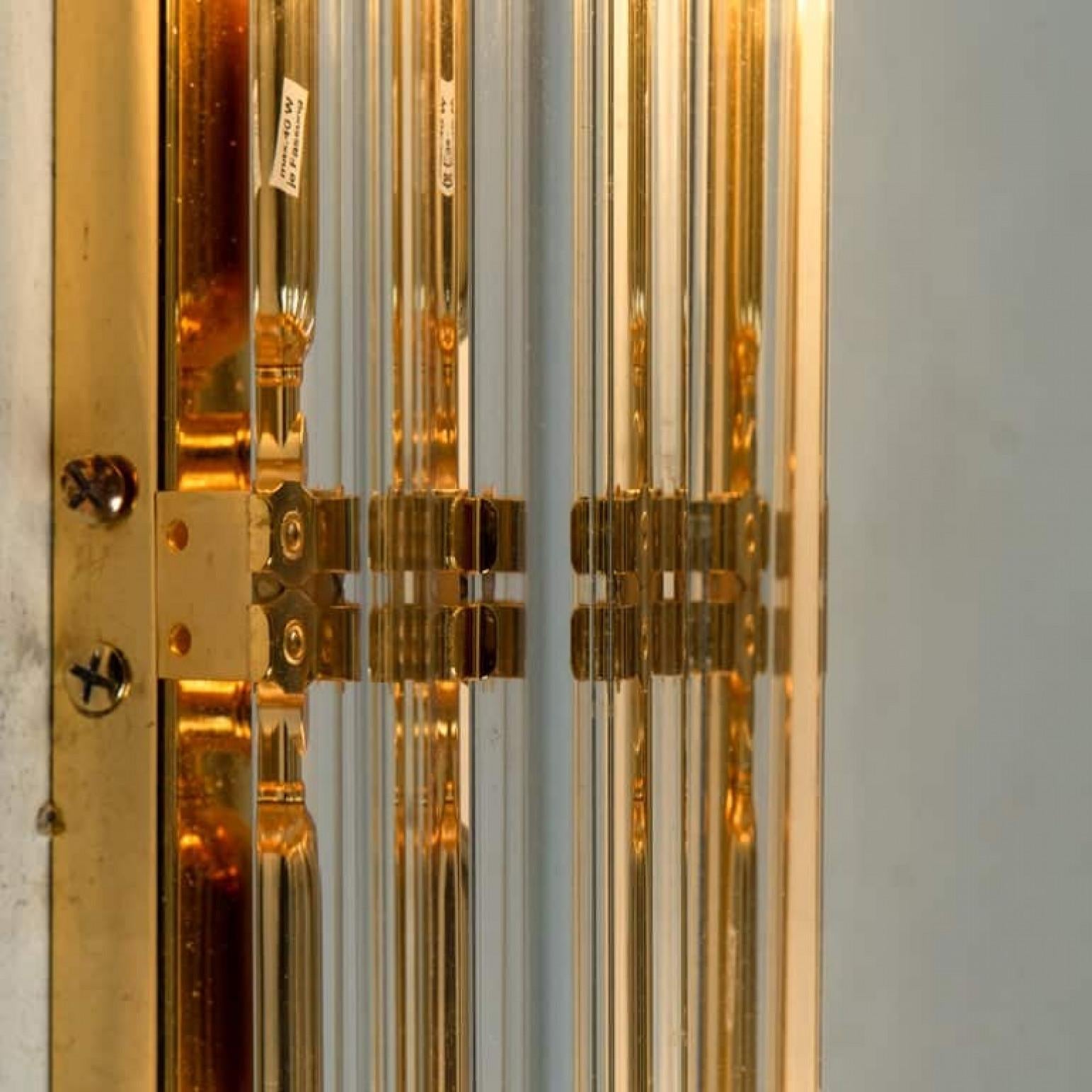 1 of the 4 Venini Style Murano Glass and Gilt Brass Sconces, Italy In Good Condition For Sale In Rijssen, NL