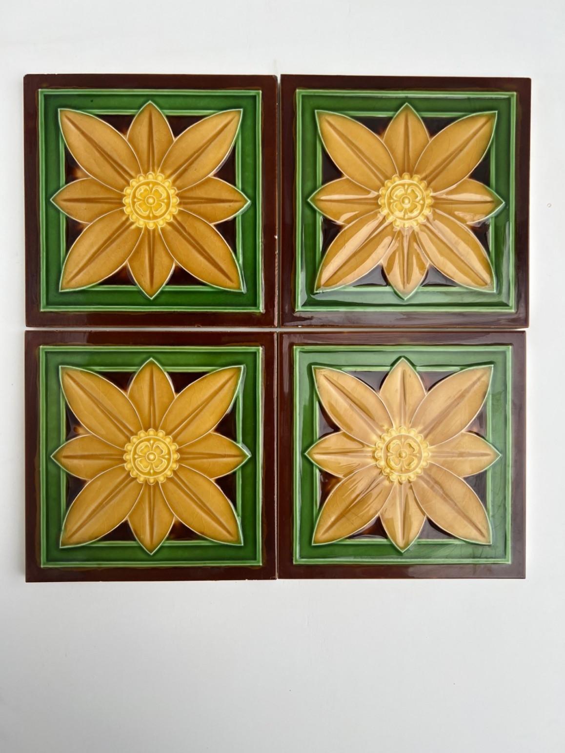 1 of the 40 Art Deco Glazed Relief Tiles by Gilliot, Hemiksem, circa 1920 In Good Condition For Sale In Rijssen, NL