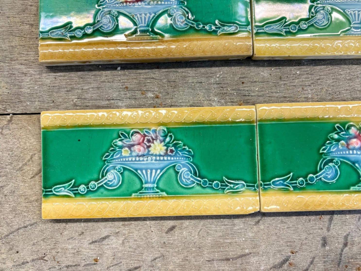 1 des 42 carreaux en relief uniques d'antiquités, vers 1900 en vente 1