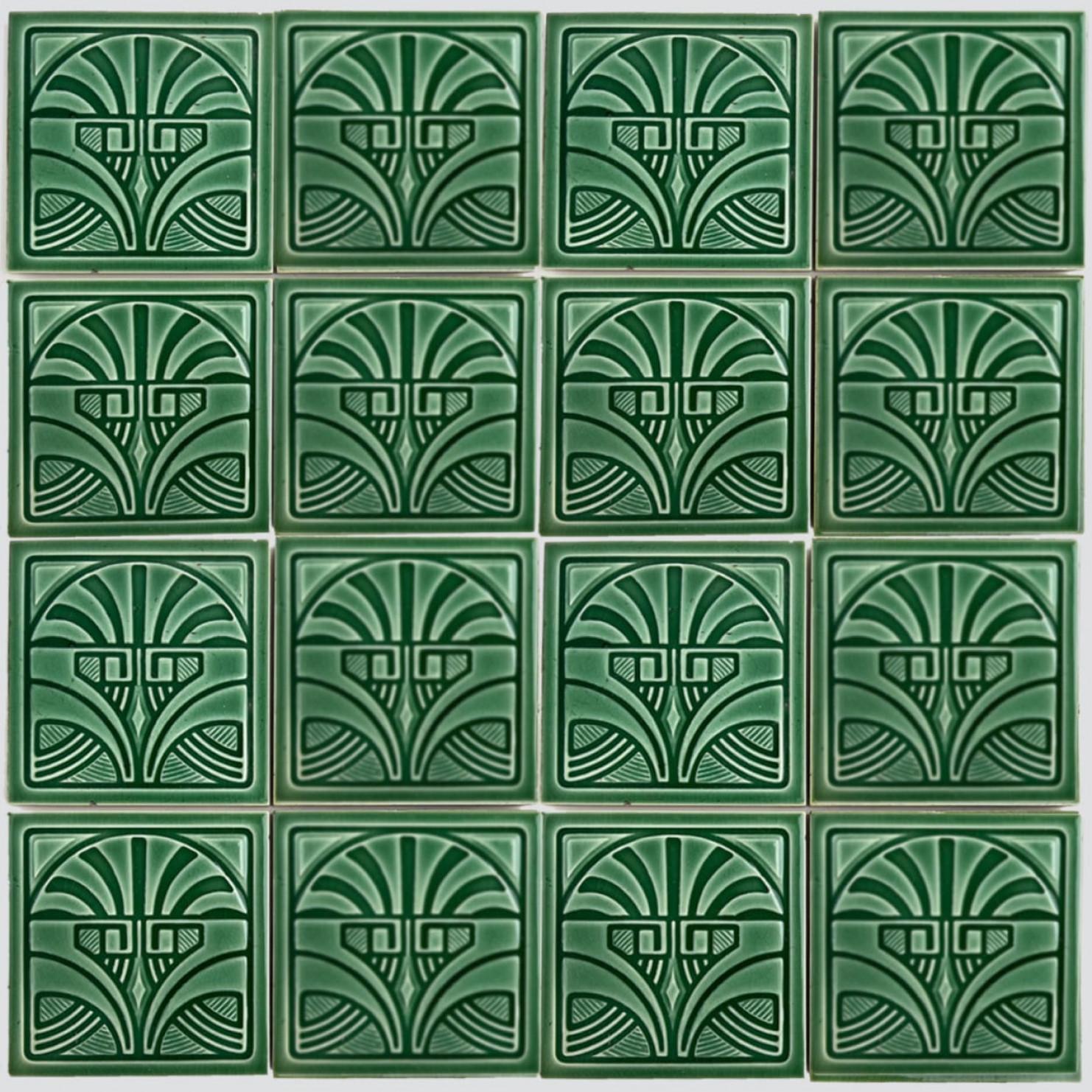 Céramique 1 des 45 carreaux en relief émaillés Art Déco verts de Deutsche Steingutfabrik, années 1960 en vente