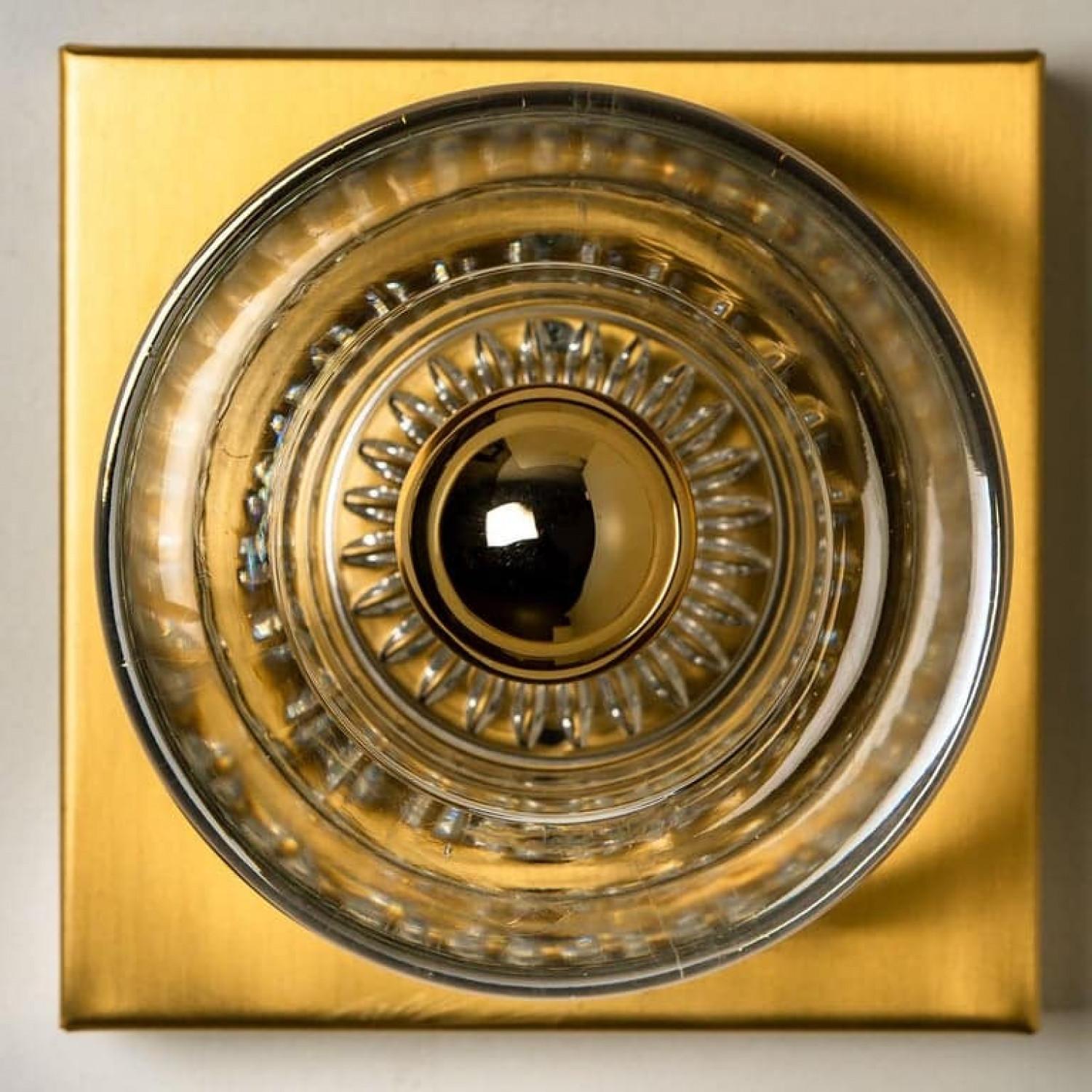 1 de los 5 Pares de Apliques de Pared de Latón Vidrio Empotrables Luces Cosack,  1970s siglo XX en venta