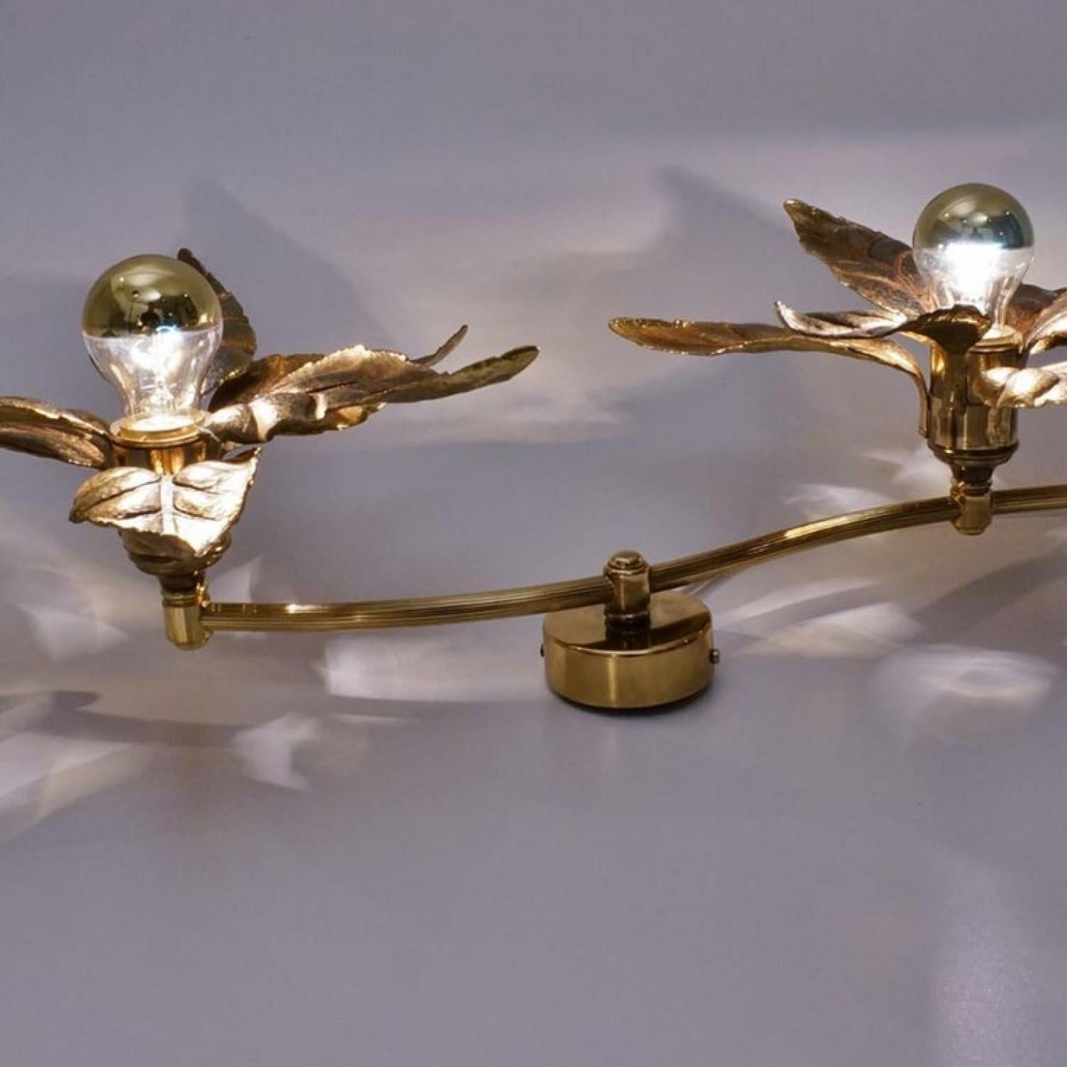 1 of the 5 Willy Daro Style Brass Double Flower Wall Lights, 1970s For Sale 6
