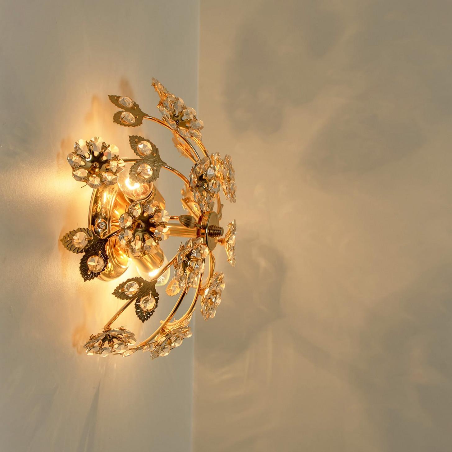 1 of the 5=several Gold-Plated Flower Wall Lights/ Flushmounts by Palwa in vendita 7