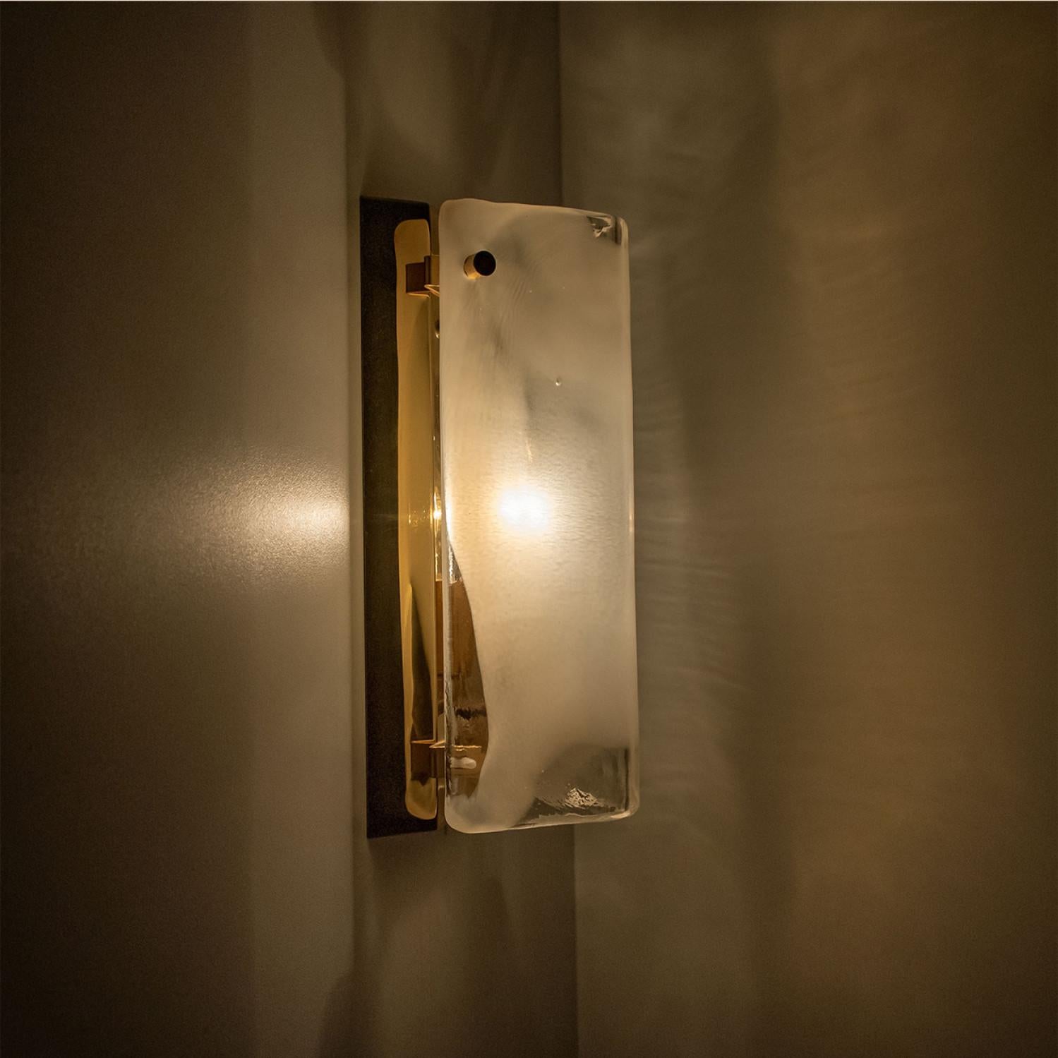 Autrichien 1 of the 6 Brass and Opal Clear Glass Wall Lights by J.T. Kalmar, 1960s en vente