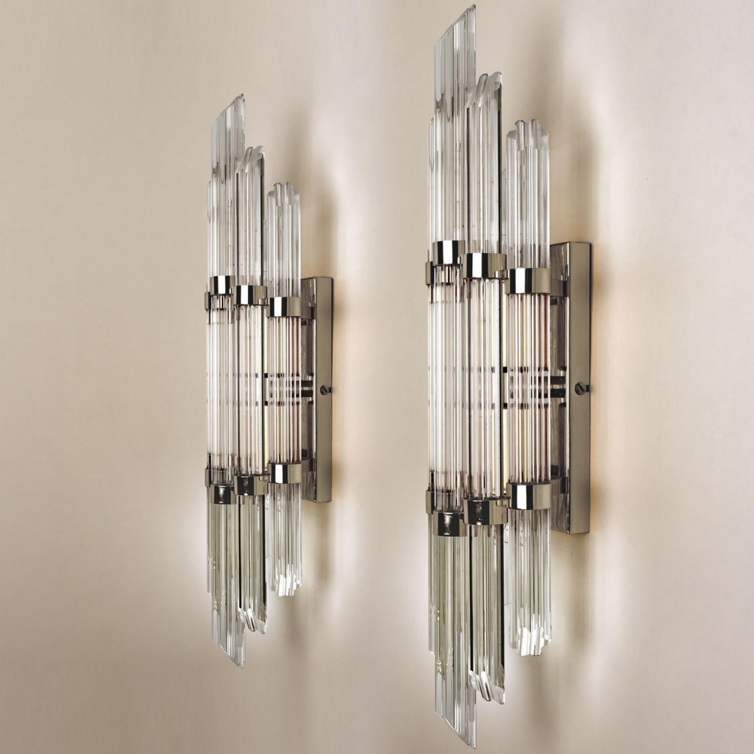 1 de los 6 Apliques de Pared Cromados con Varilla de Cristal en Forma de Flor en Estilo de Sciolari en venta 3