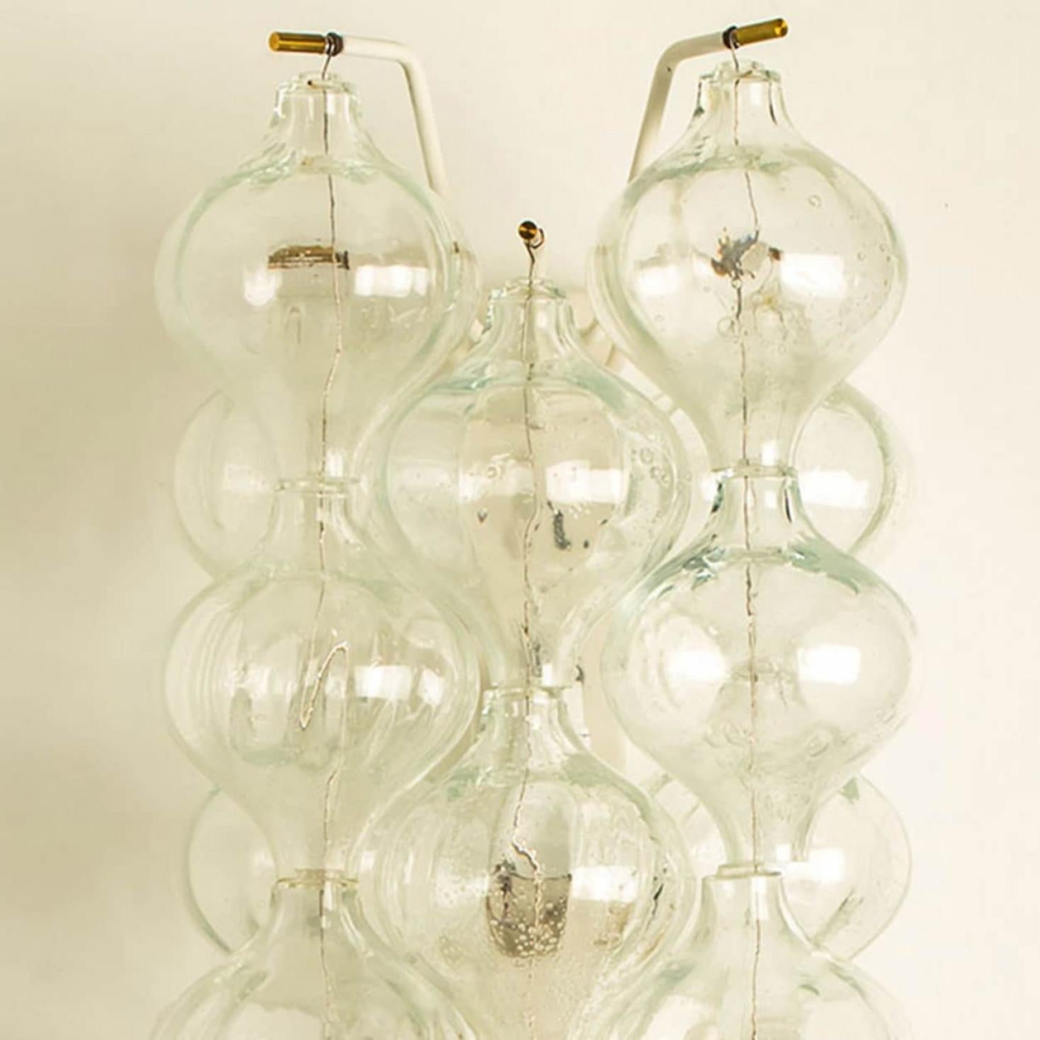 1 des 6 grandes lampes murales ou appliques Tulipan de J.T. Kalmar en vente 9