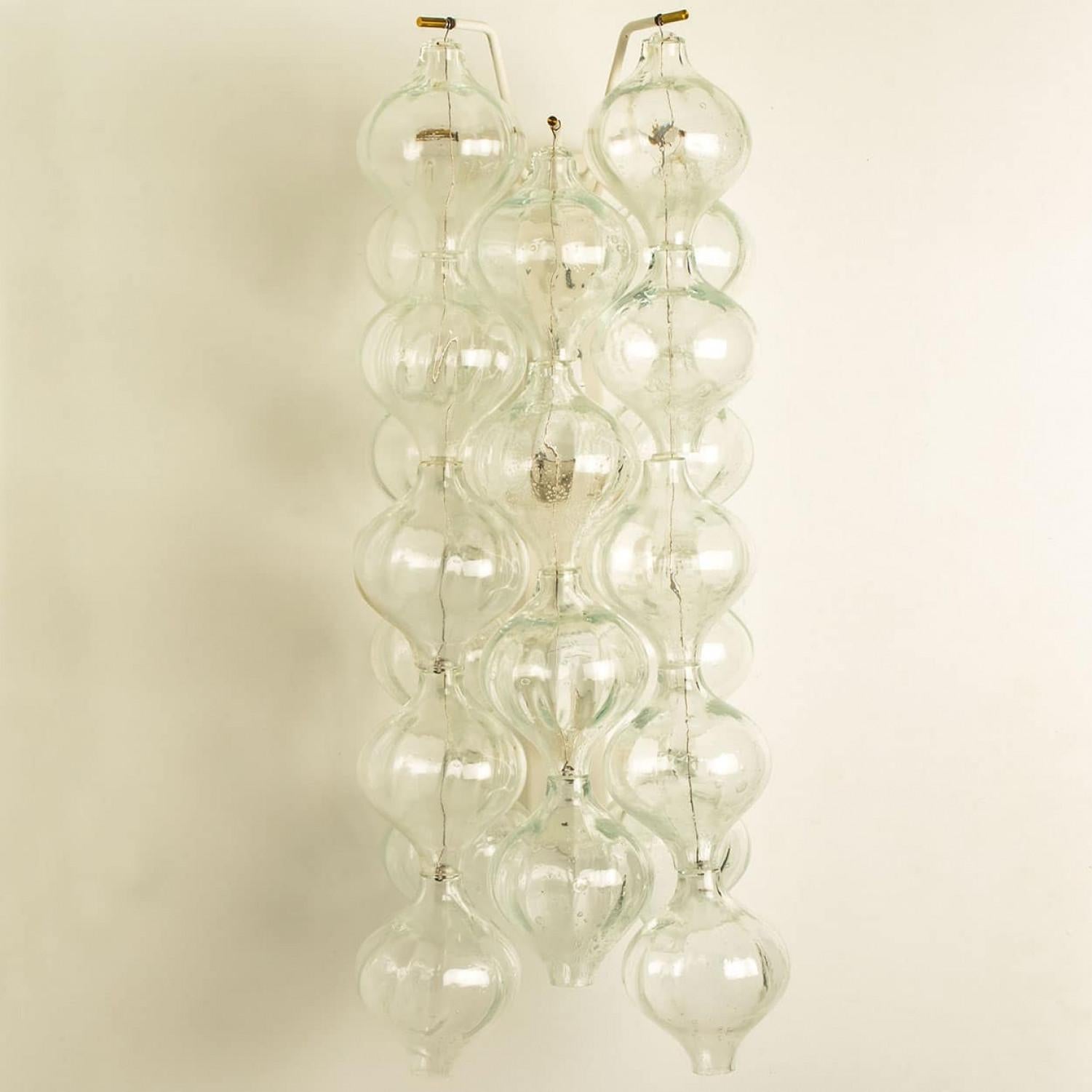 1 of the 6 Large Tulipan Wall Lamps or Sconces by J.T. Kalmar Otro en venta