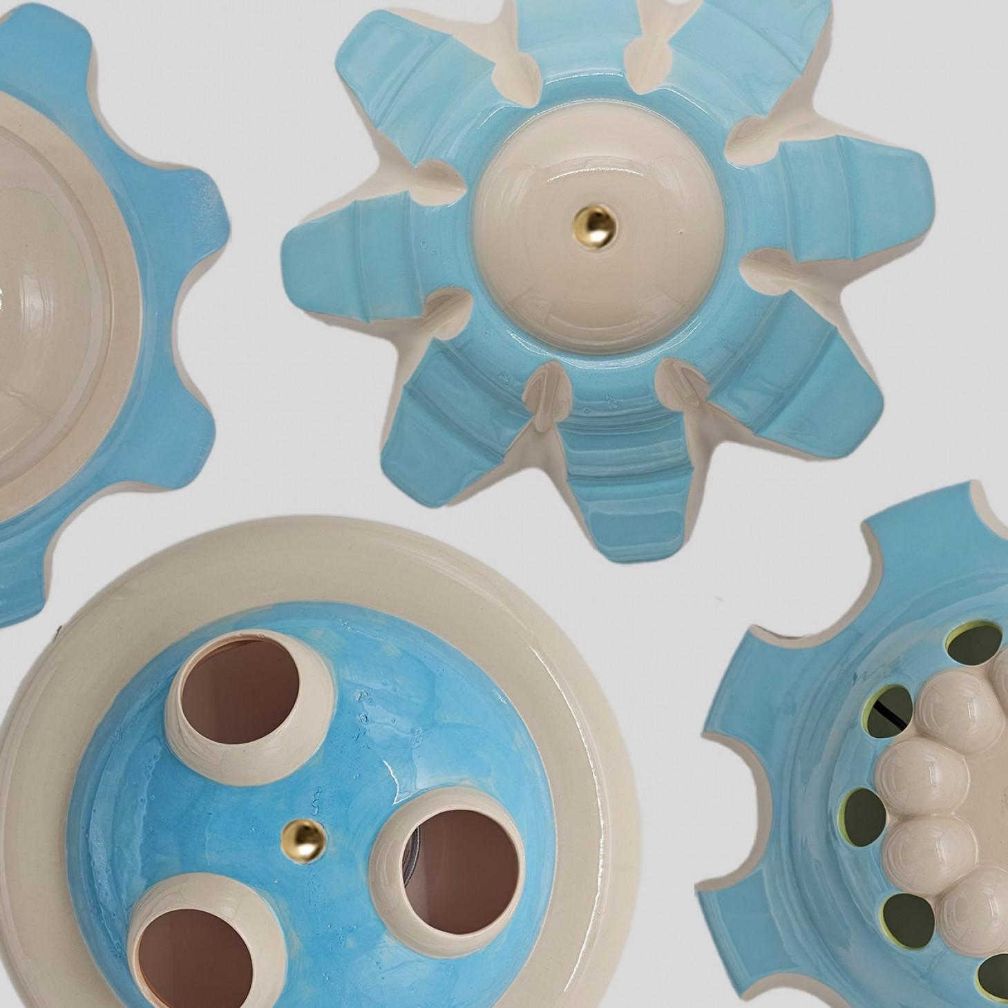 1 of the 6 Light Blue Ceramic Lamps, Rosettes by Jeanine Keizer, 1990 In Good Condition For Sale In Rijssen, NL