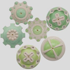 1 delle 6 lampade in ceramica verde, Rosette di Jeanine Keizer, 1990