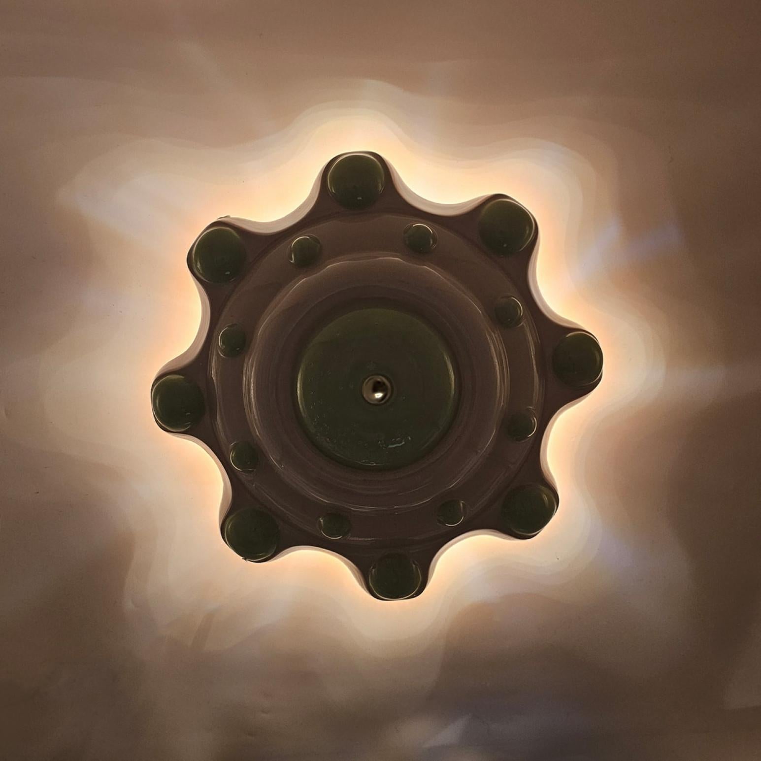 1 des 6 lampes en céramique verte, Rosettes de Jeanine Keizer, 1990 en vente 1