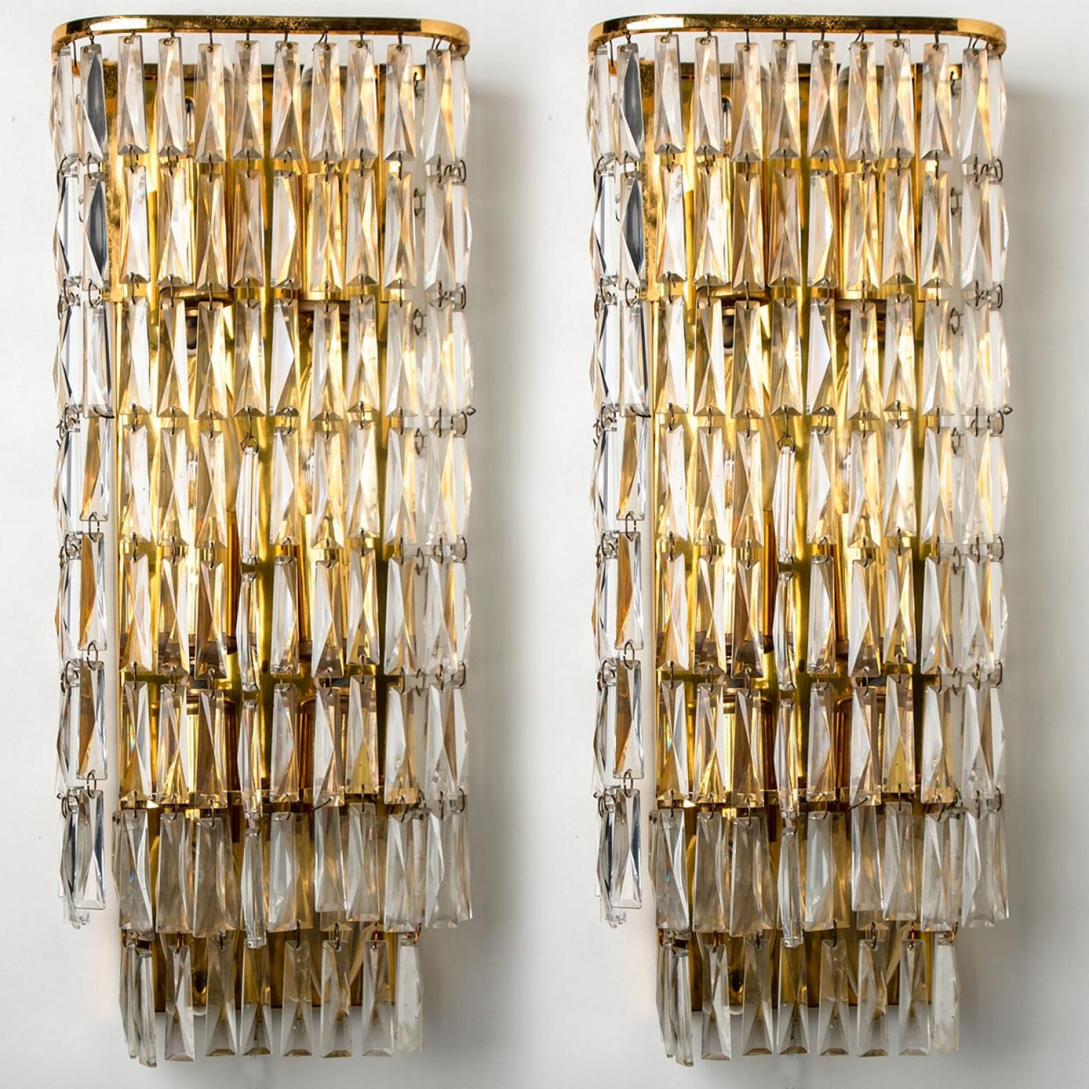 Austriaco 1 of the 6 Messing Crystal Wall Light from Bakalowits & Söhne, 1970s in vendita